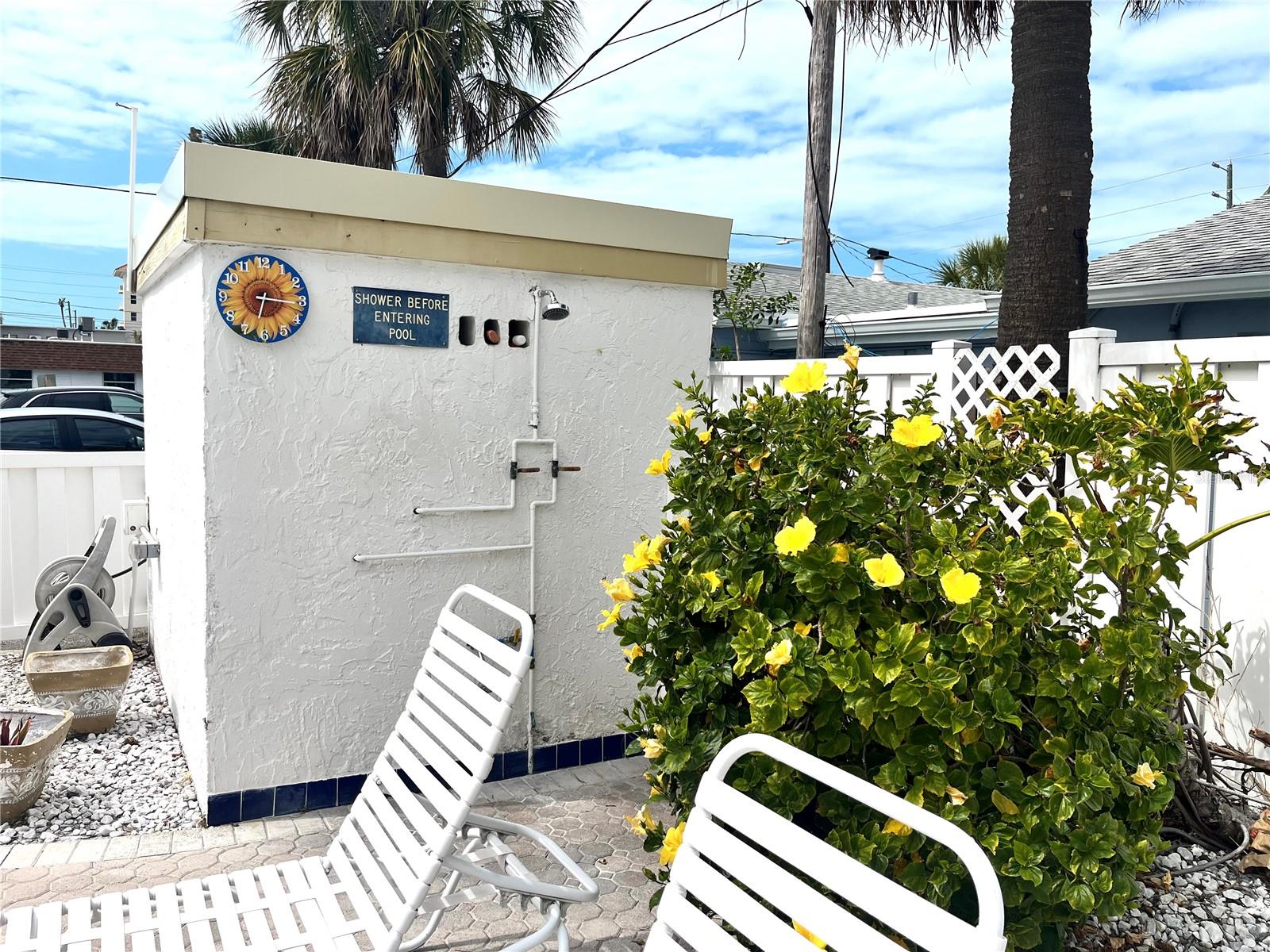 Image 60 of 65 For 661 Poinsettia Avenue 109