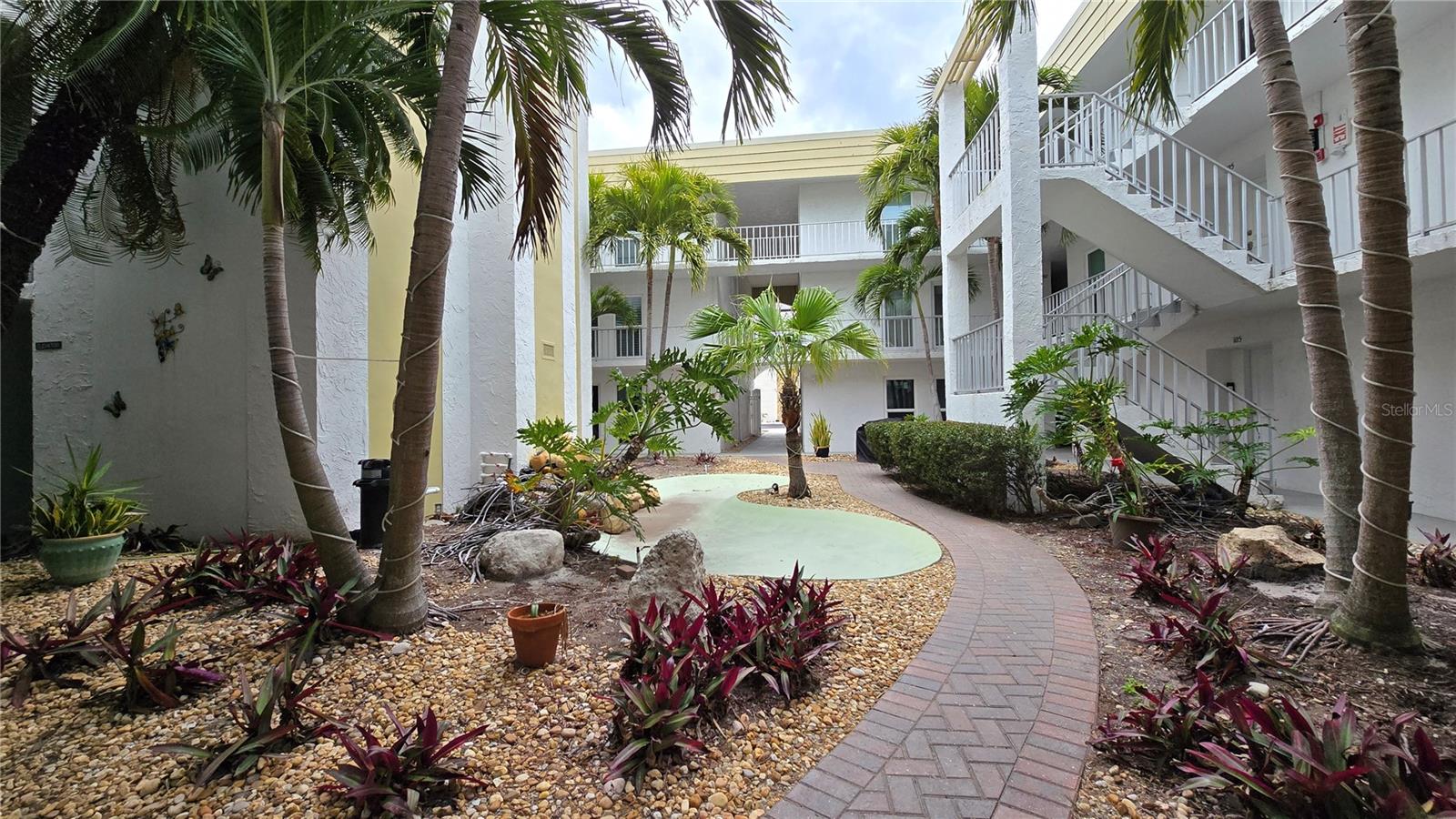 Image 61 of 65 For 661 Poinsettia Avenue 109