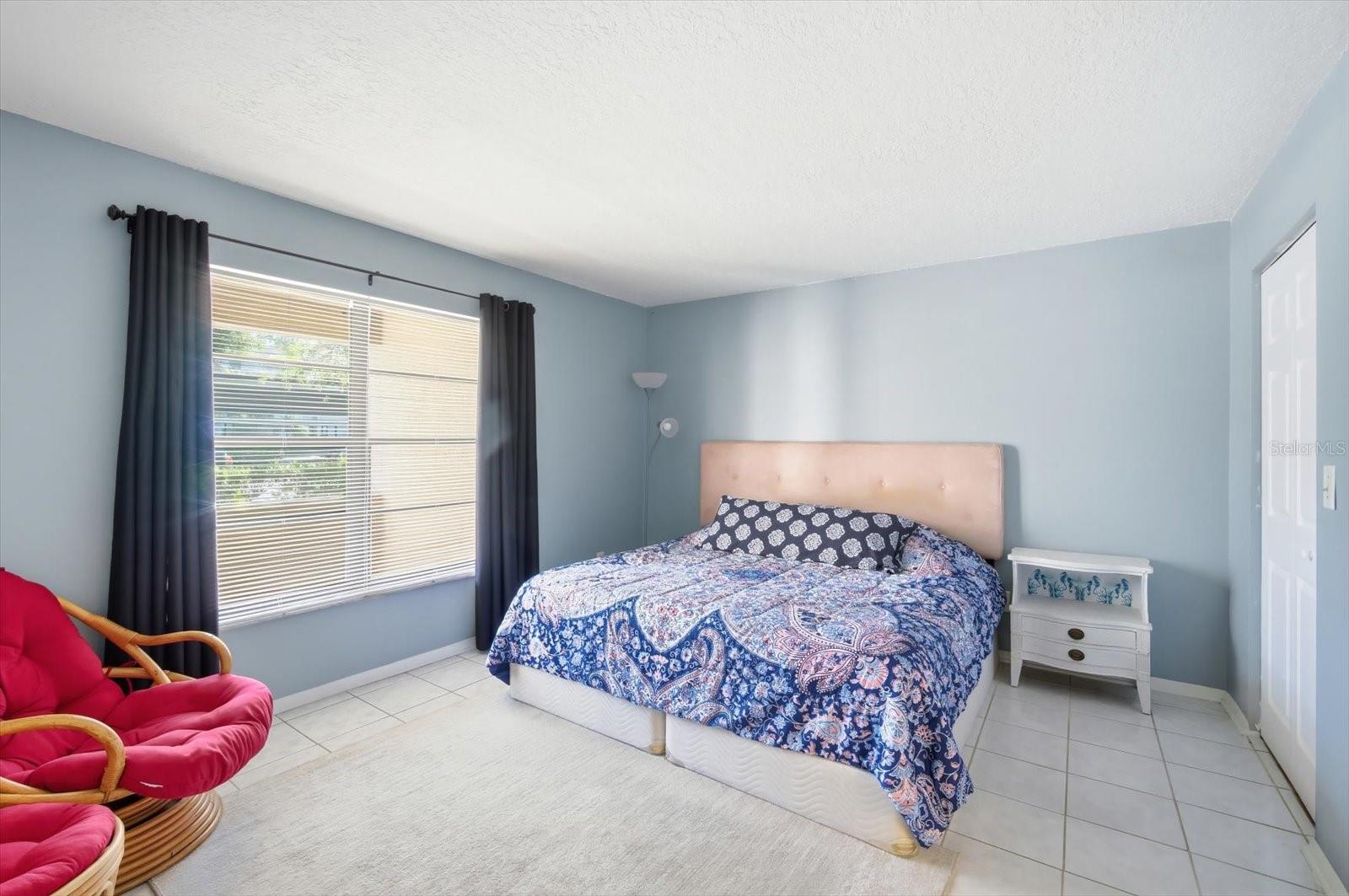 Image 10 of 28 For 7830 Niagara Avenue 303