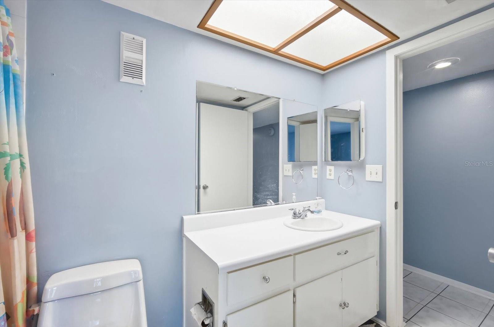 Image 12 of 28 For 7830 Niagara Avenue 303