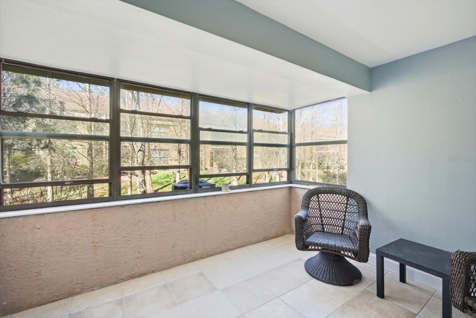 Image 14 of 28 For 7830 Niagara Avenue 303