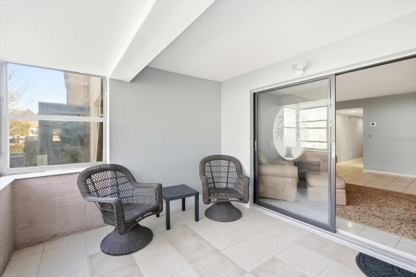 Image 15 of 28 For 7830 Niagara Avenue 303