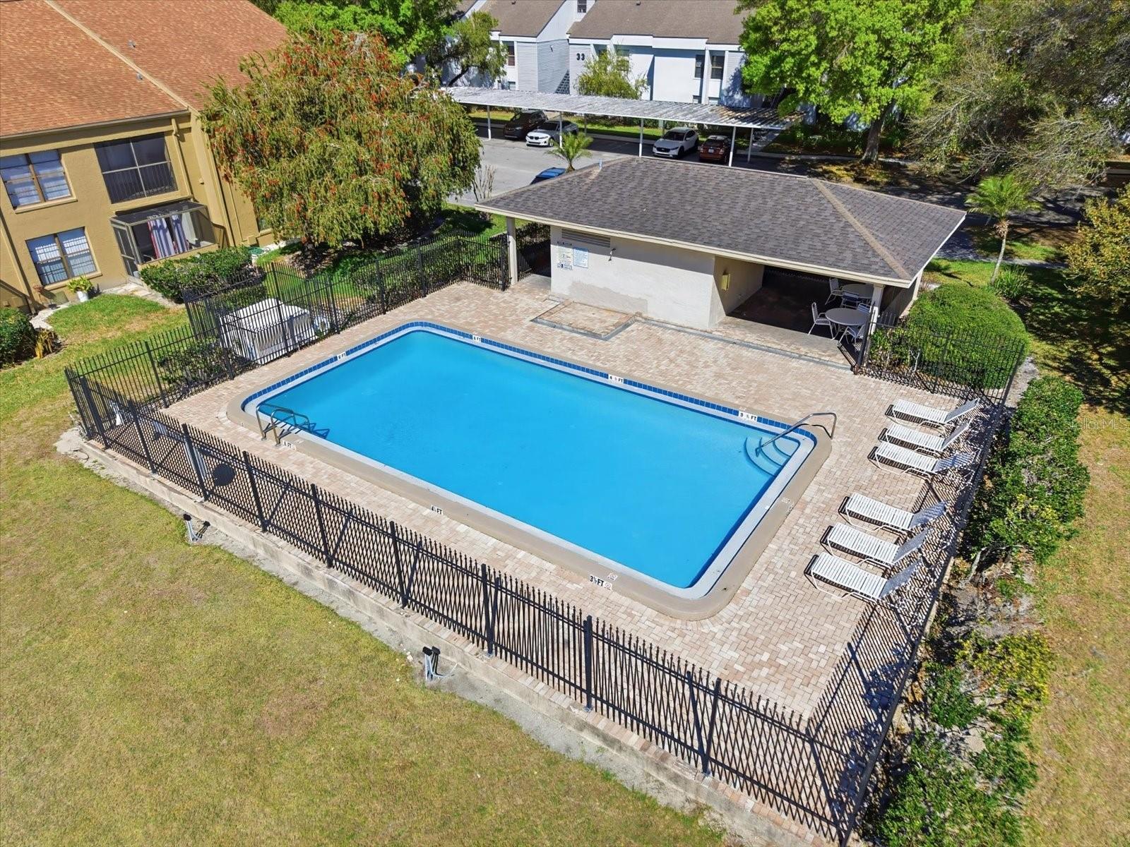 Image 23 of 28 For 7830 Niagara Avenue 303