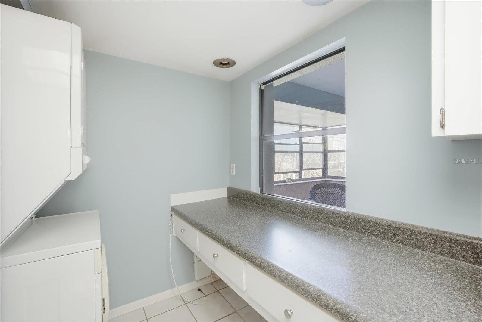 Image 9 of 28 For 7830 Niagara Avenue 303