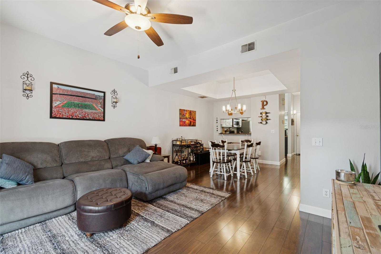 Image 20 of 48 For 1201 Horatio Street F3