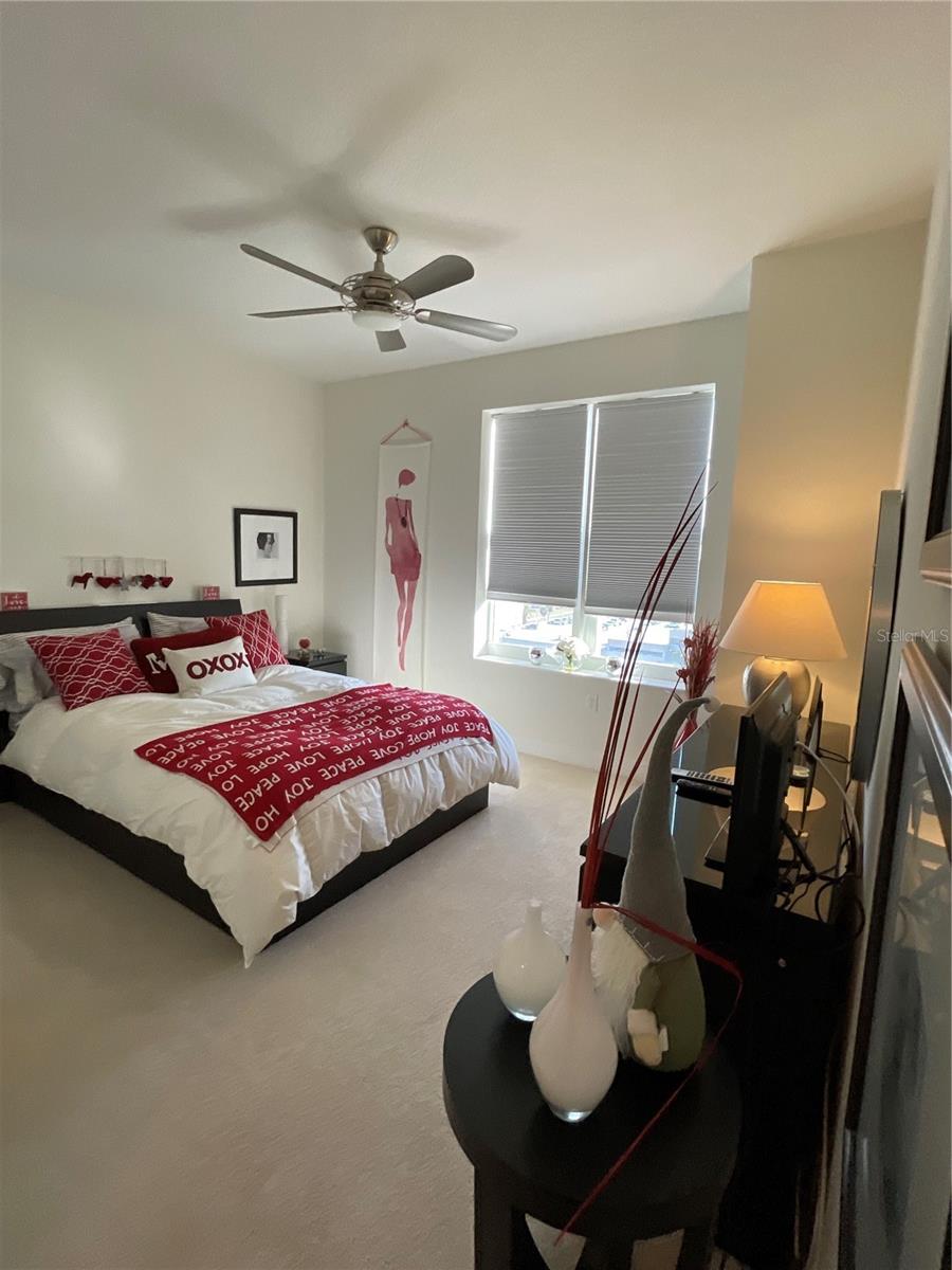 Image 19 of 36 For 628 Cleveland Street 1002