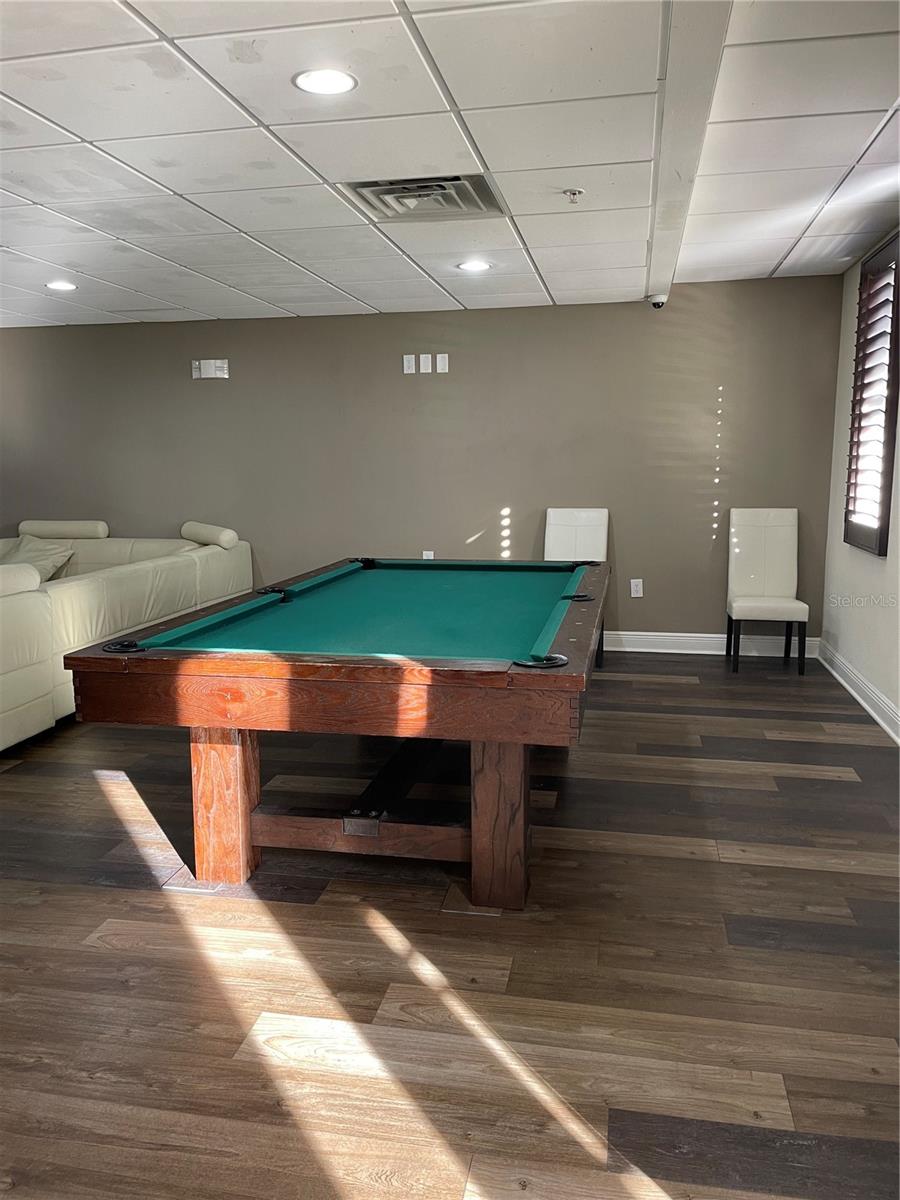 Image 33 of 36 For 628 Cleveland Street 1002