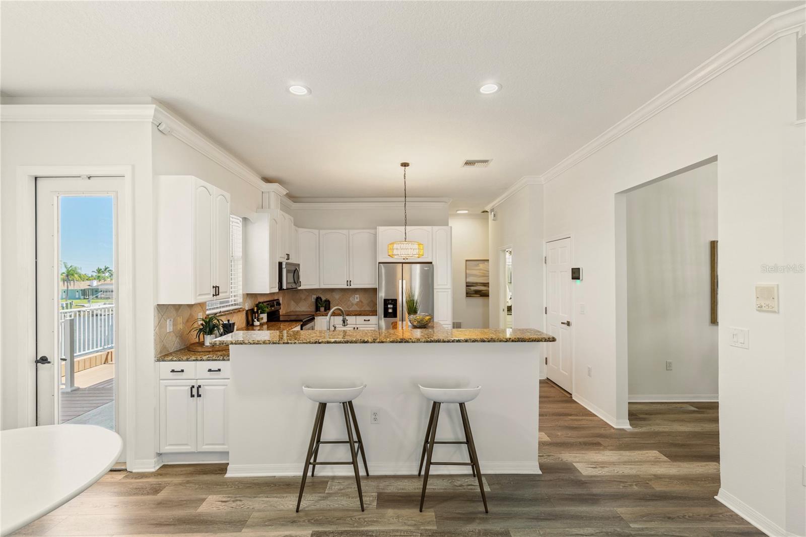 Image 13 of 61 For 3505 Seaway Drive