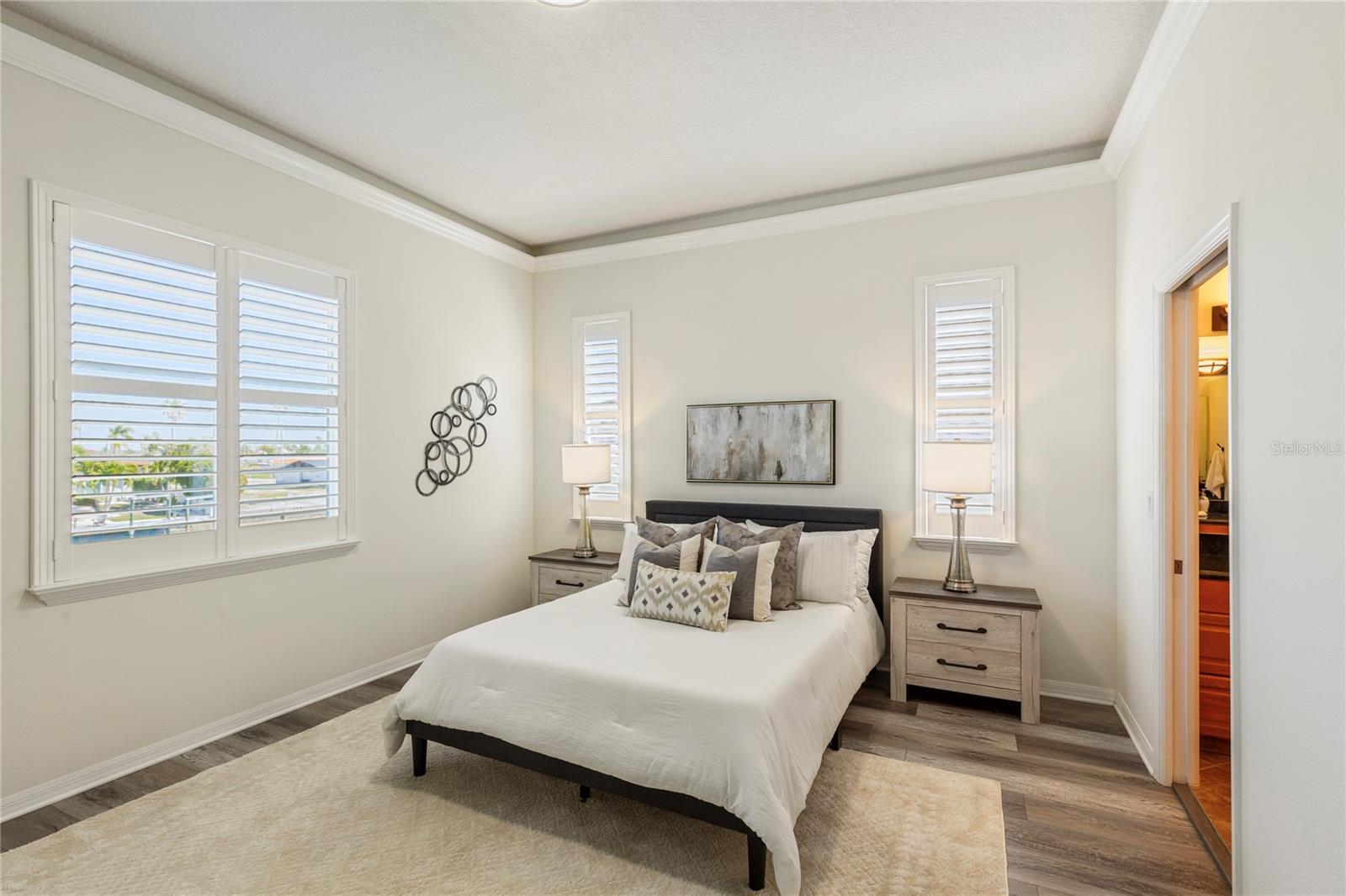 Image 20 of 61 For 3505 Seaway Drive