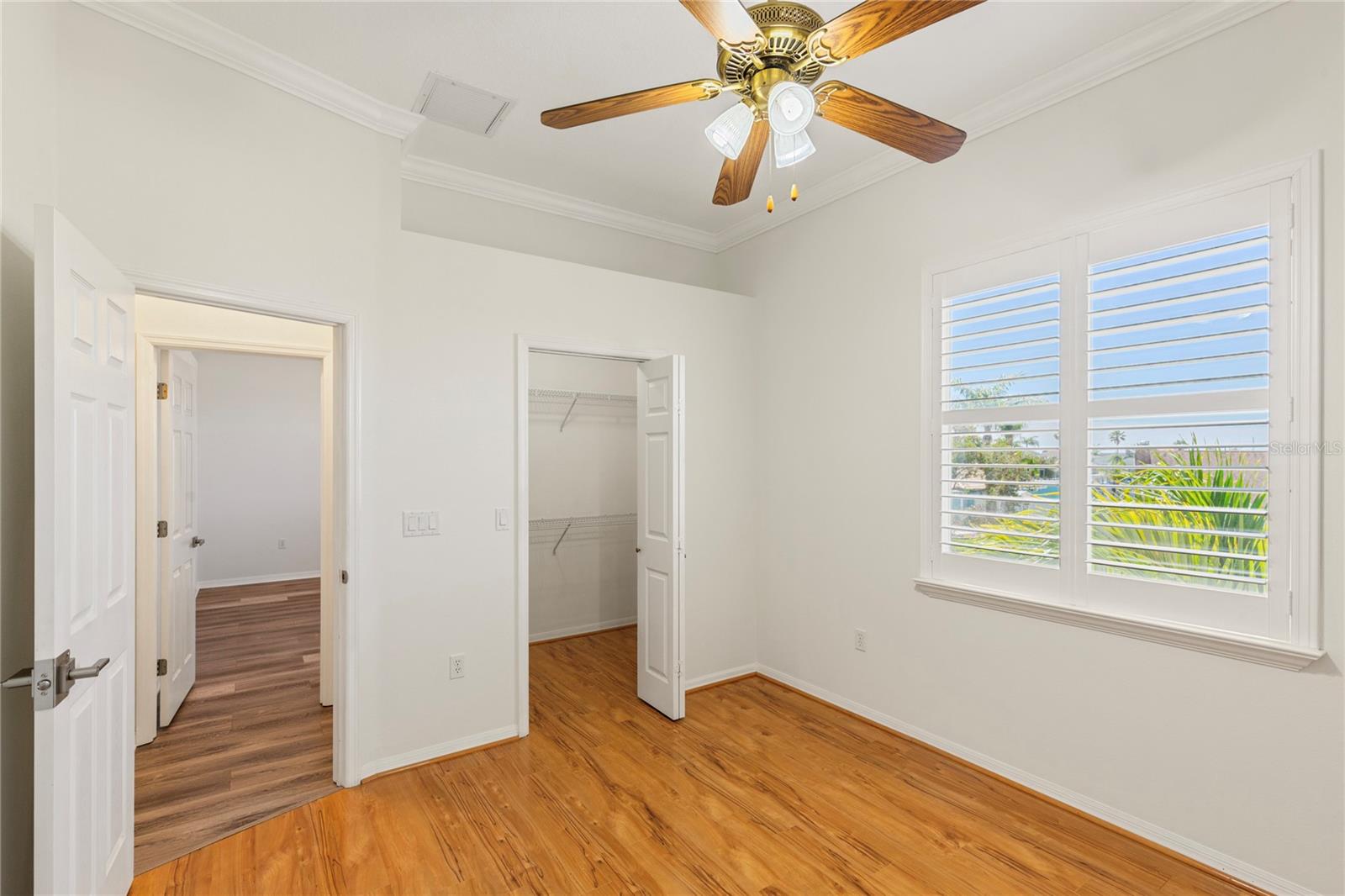 Image 31 of 61 For 3505 Seaway Drive