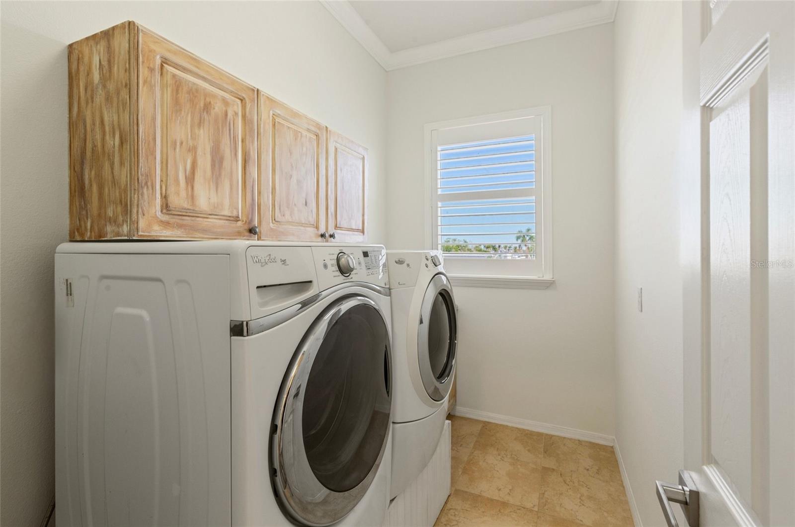 Image 34 of 61 For 3505 Seaway Drive