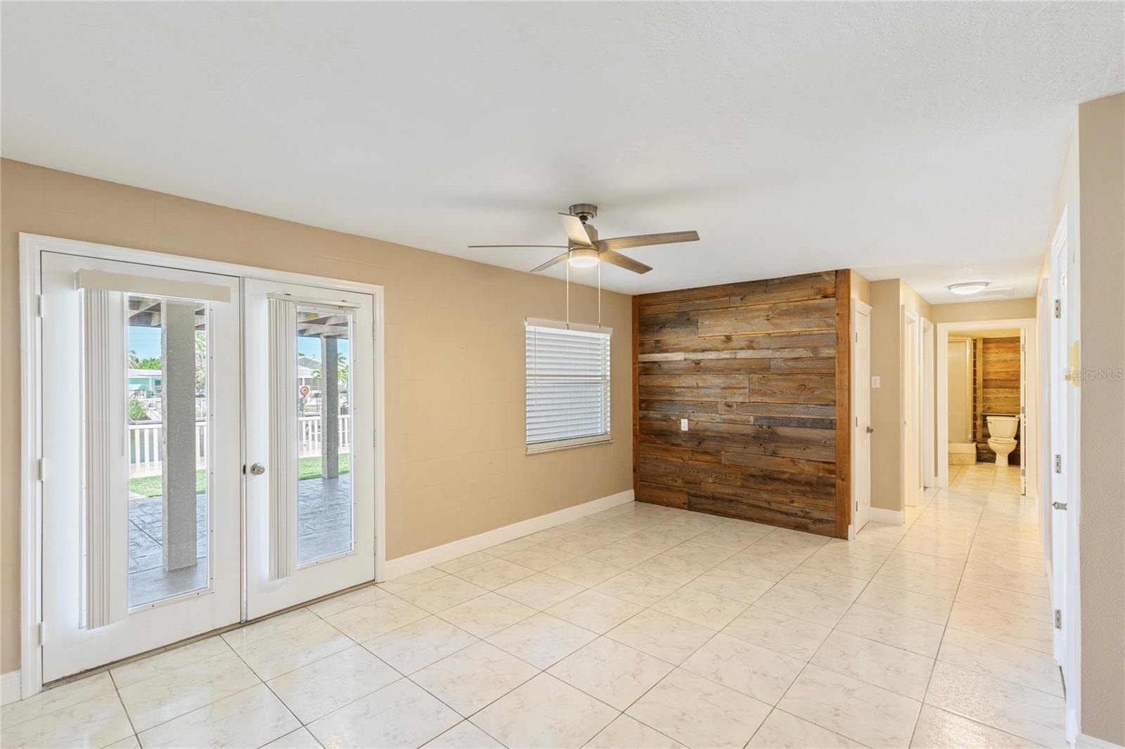 Image 37 of 61 For 3505 Seaway Drive