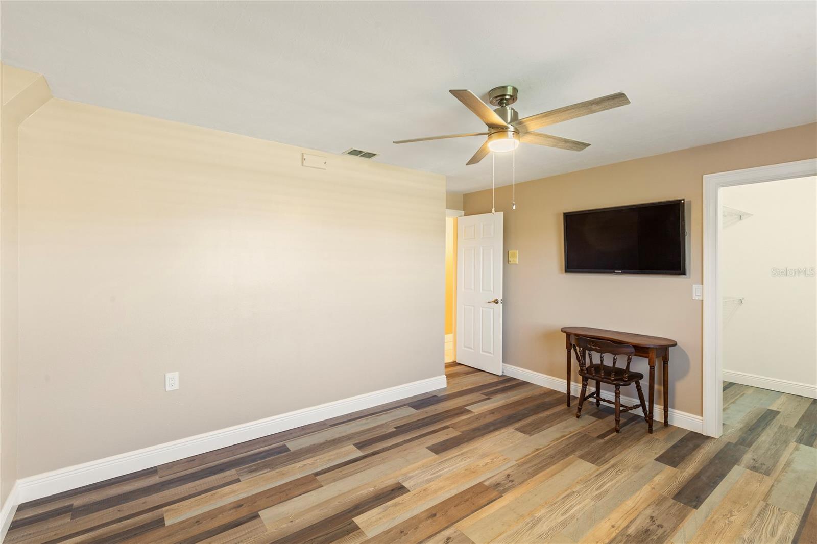 Image 41 of 61 For 3505 Seaway Drive