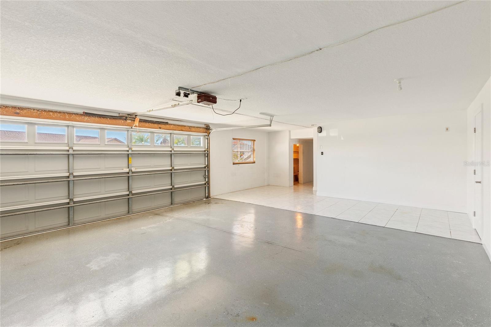 Image 42 of 61 For 3505 Seaway Drive