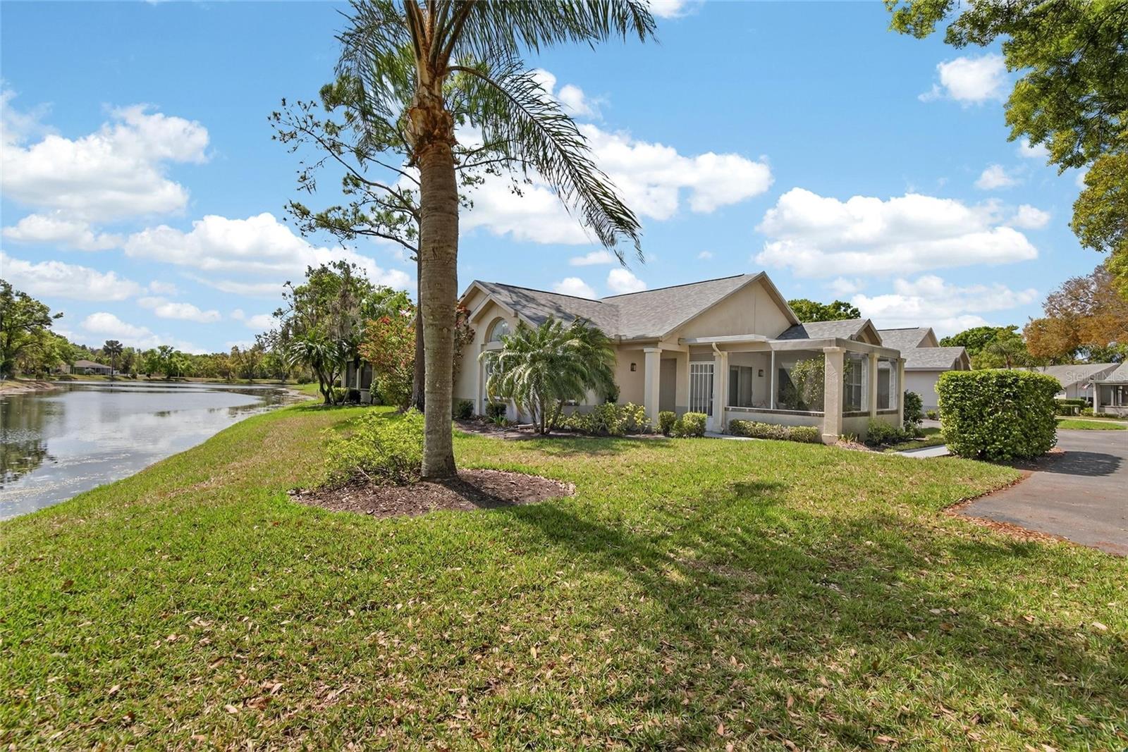 Details for 1122 Golfview Woods Drive 1122, SUN CITY CENTER, FL 33573