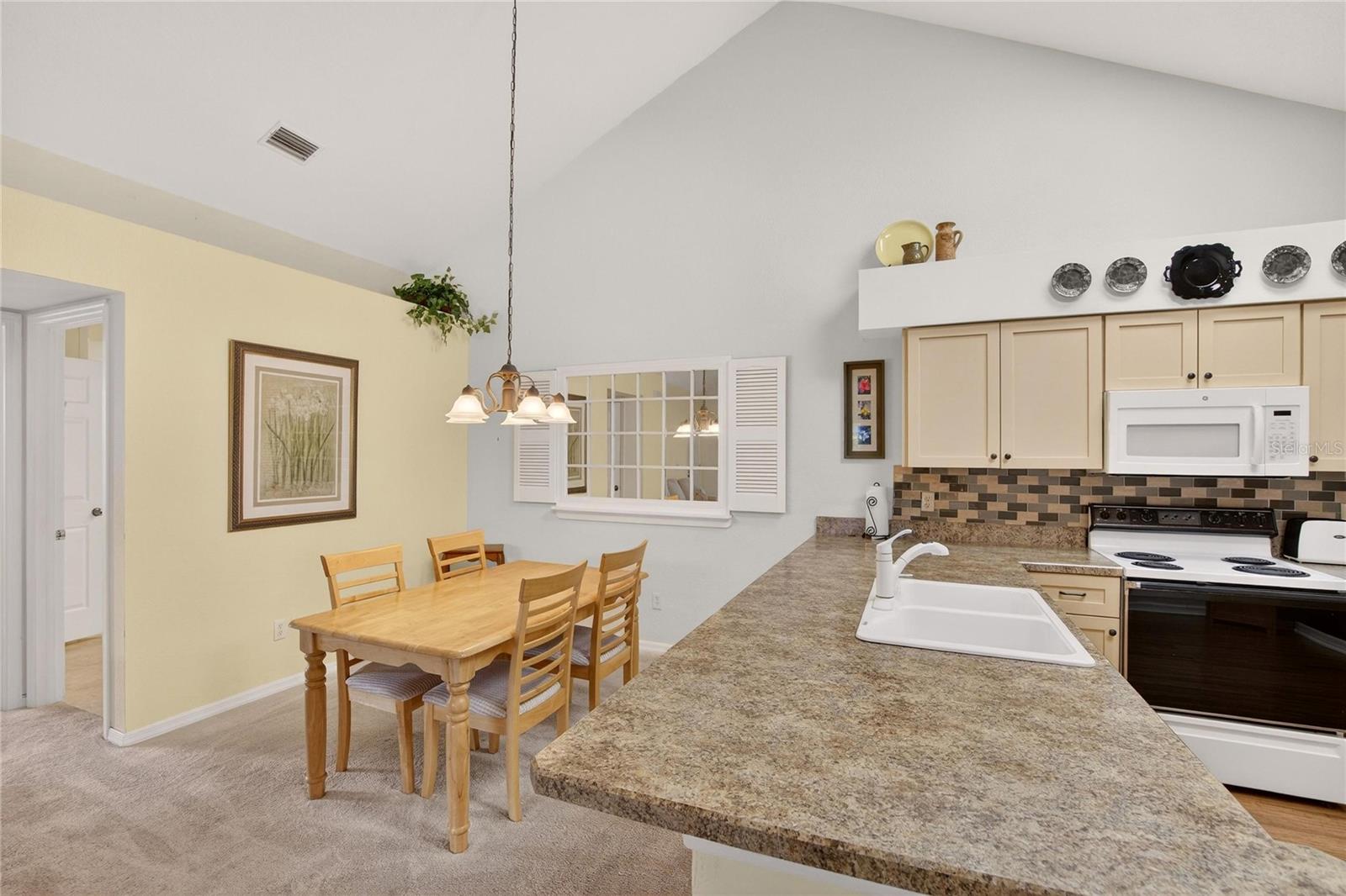 Image 17 of 58 For 1122 Golfview Woods Drive 1122