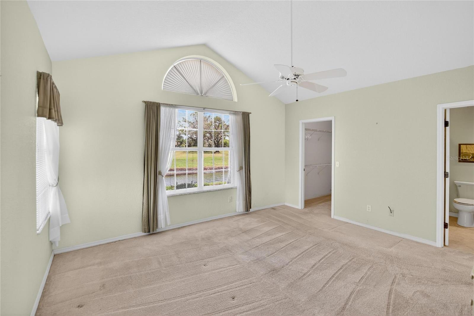 Image 23 of 58 For 1122 Golfview Woods Drive 1122