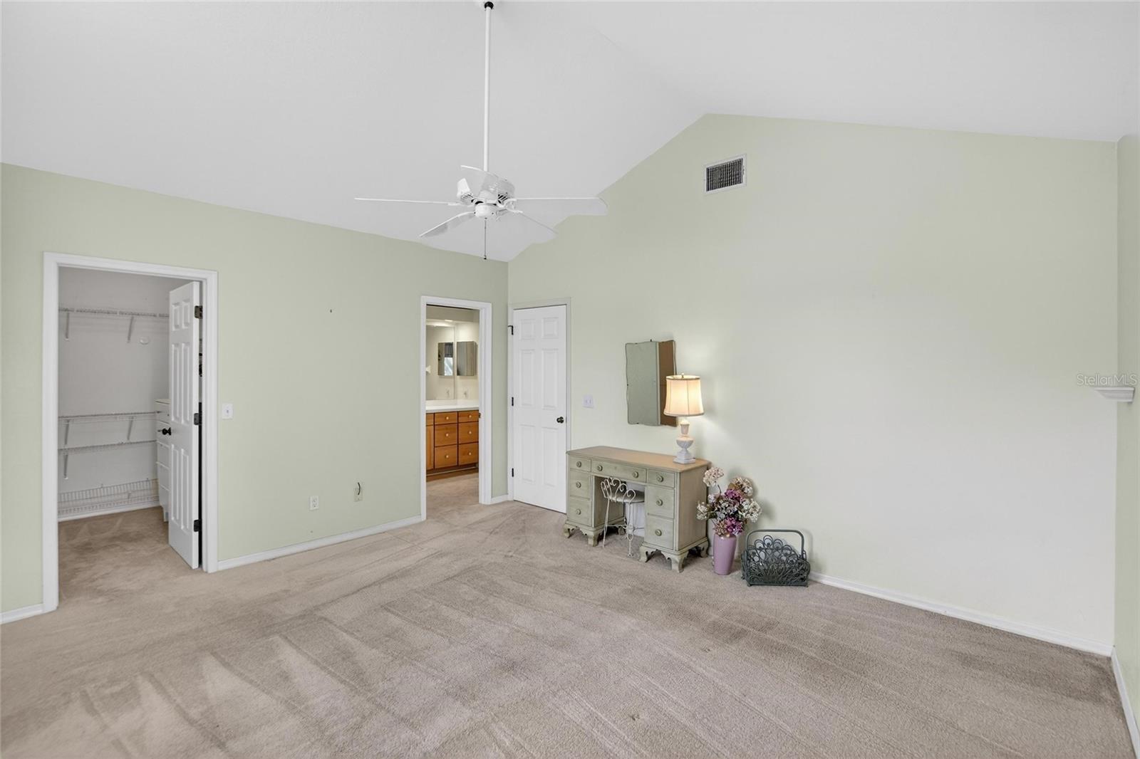 Image 24 of 58 For 1122 Golfview Woods Drive 1122