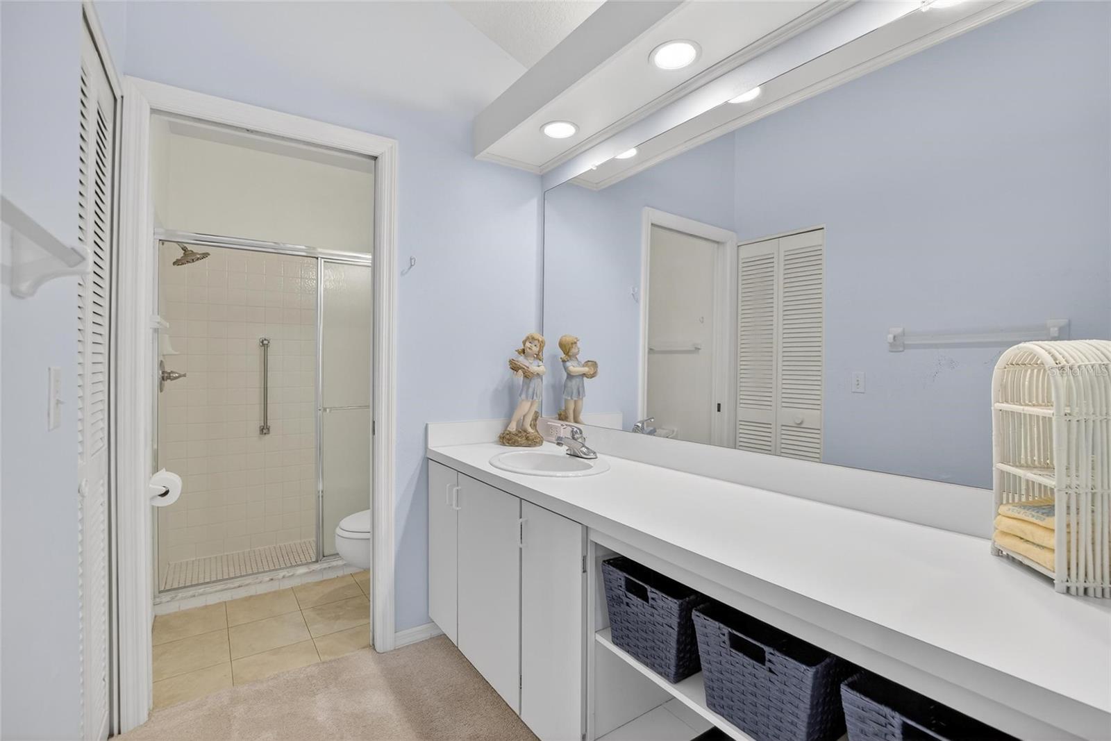 Image 32 of 58 For 1122 Golfview Woods Drive 1122