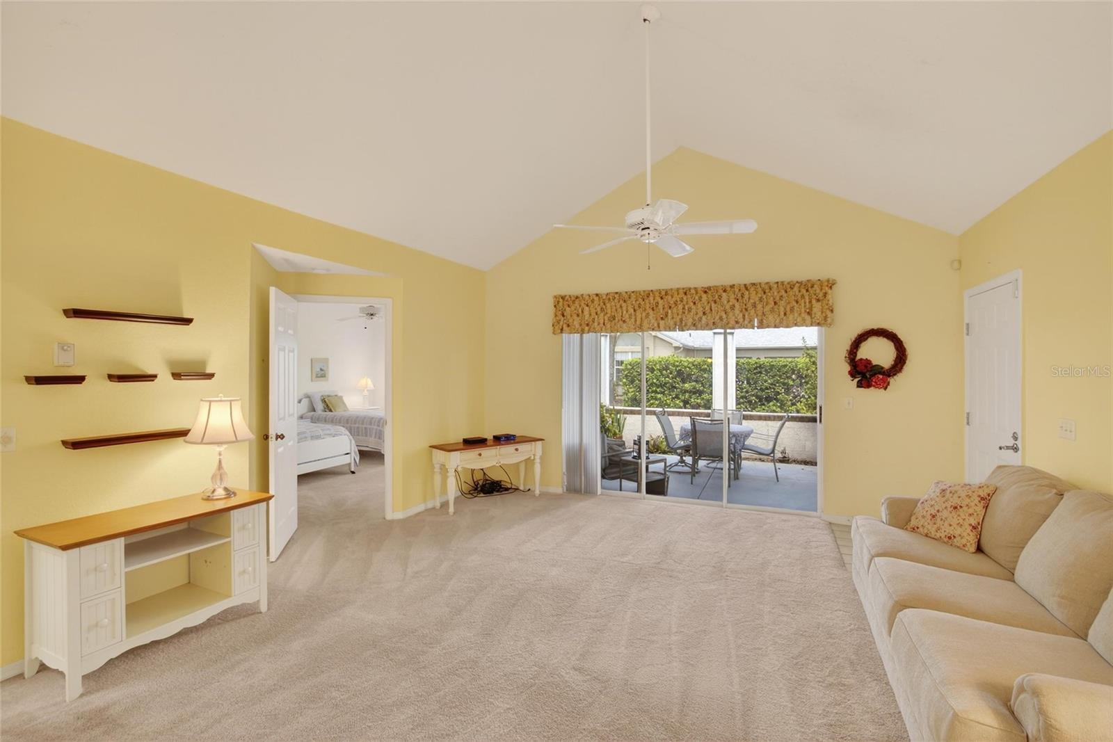 Image 9 of 58 For 1122 Golfview Woods Drive 1122