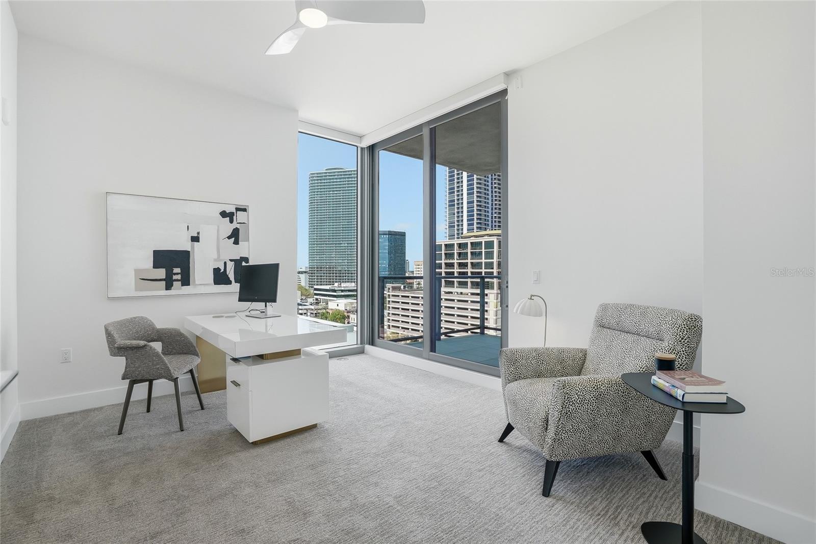 Image 10 of 52 For 301 1st Street 1104