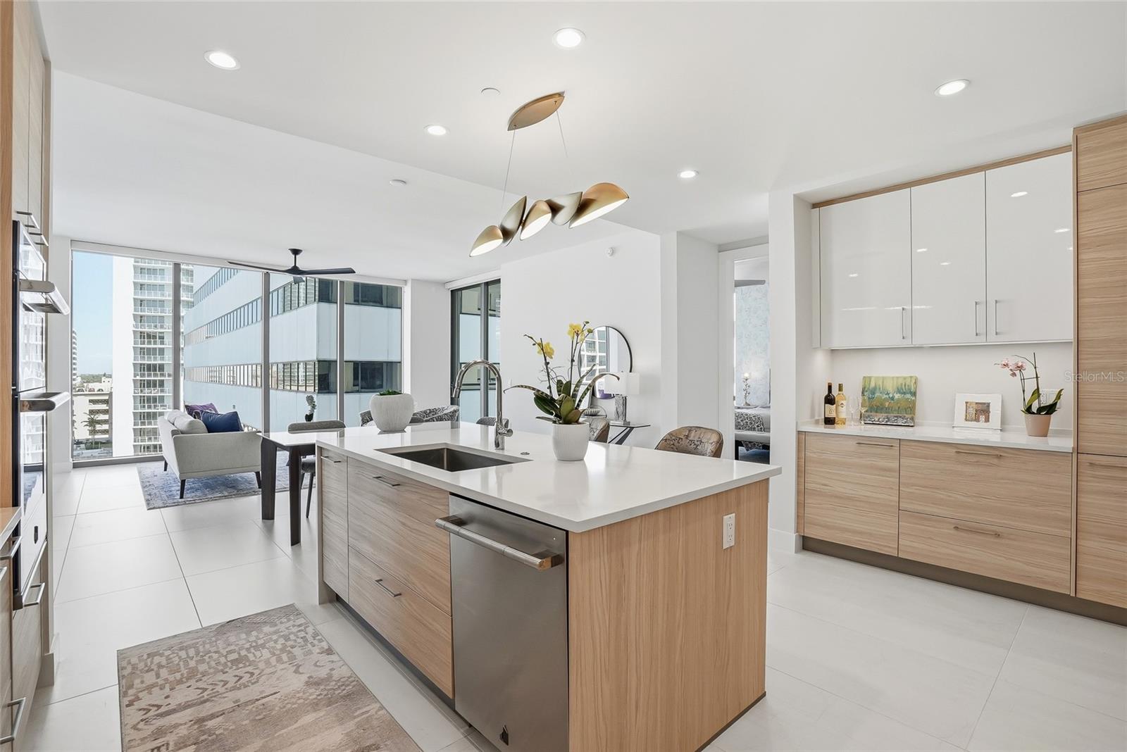 Image 17 of 52 For 301 1st Street 1104