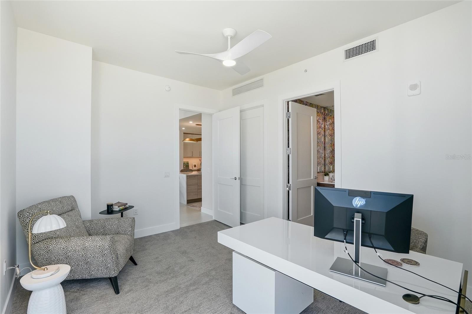 Image 30 of 52 For 301 1st Street 1104