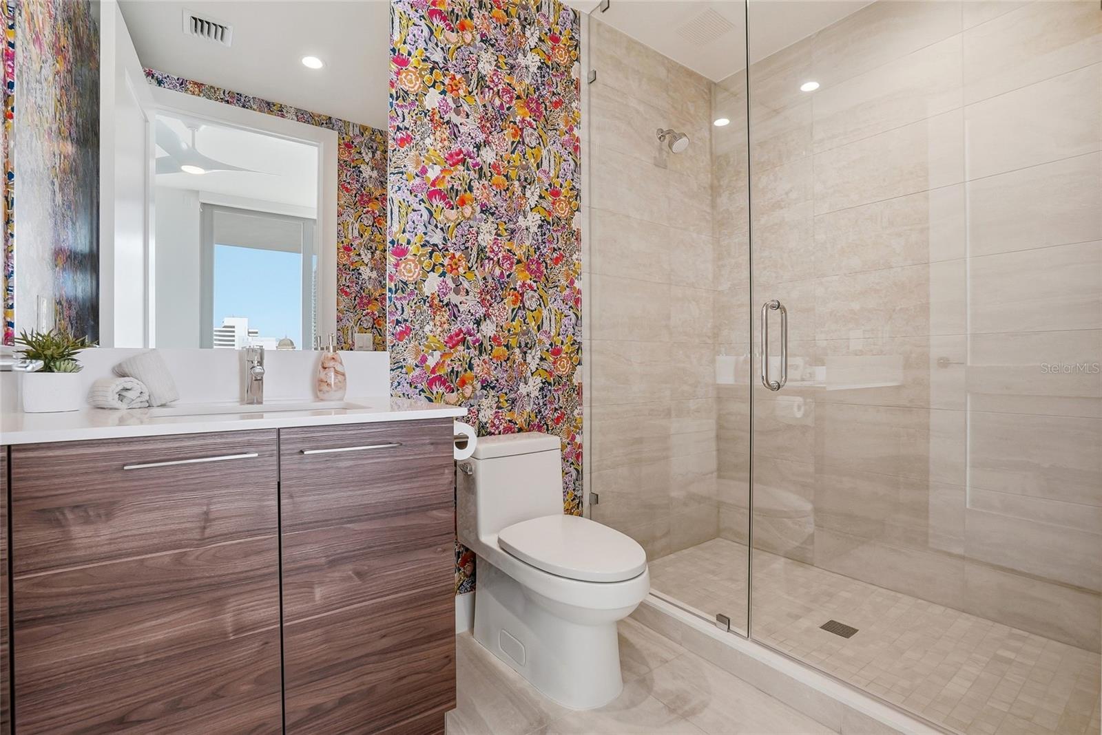 Image 31 of 52 For 301 1st Street 1104