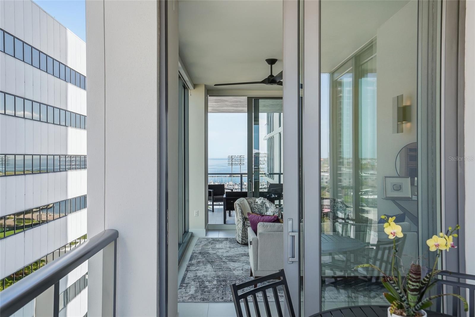 Image 33 of 52 For 301 1st Street 1104