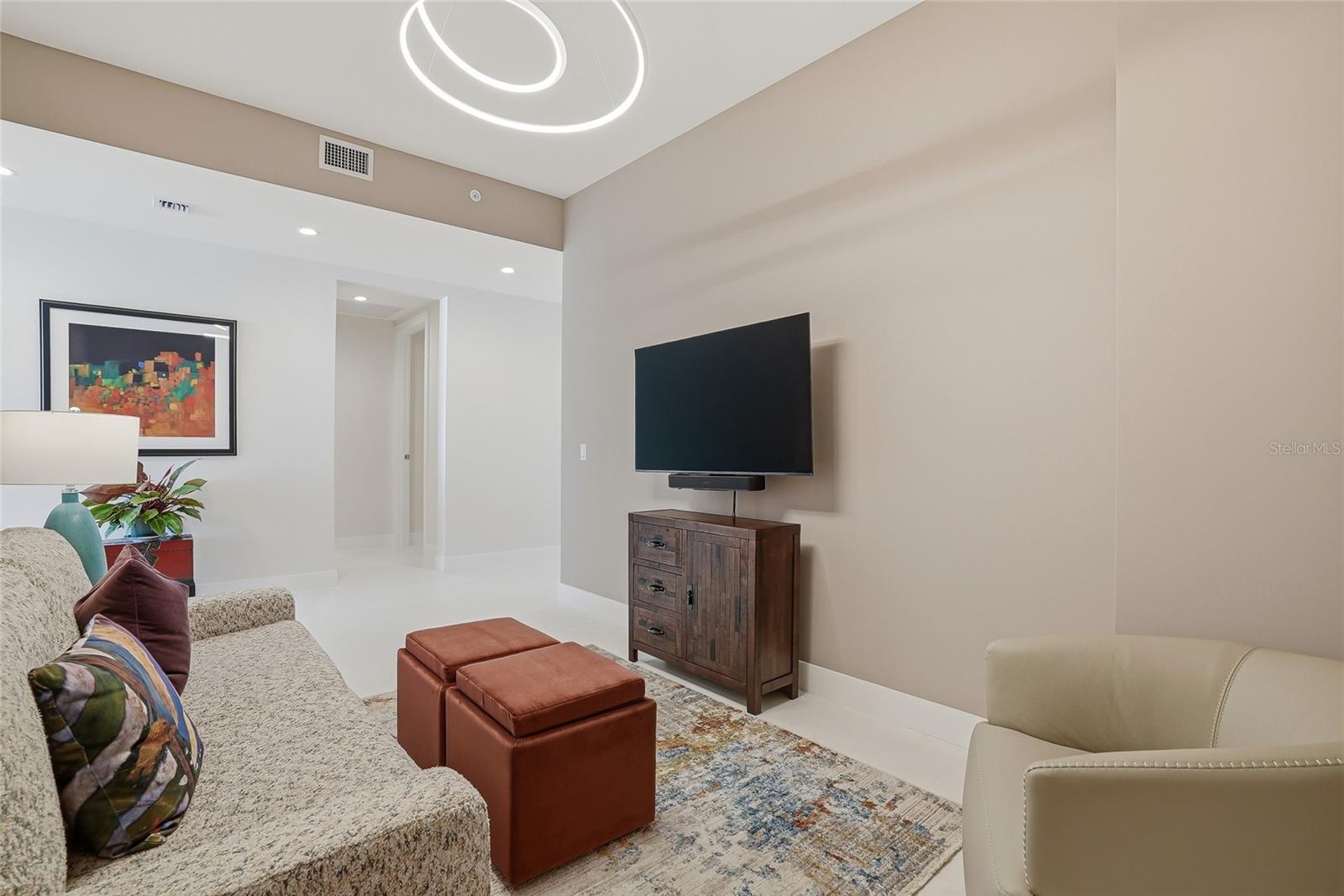 Image 34 of 52 For 301 1st Street 1104