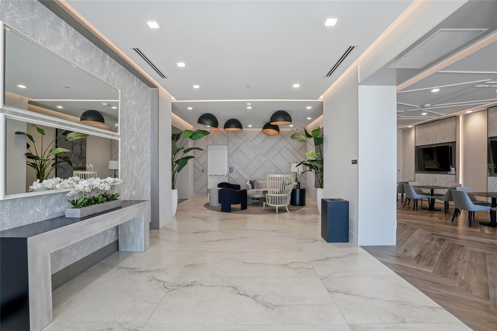 Image 42 of 52 For 301 1st Street 1104