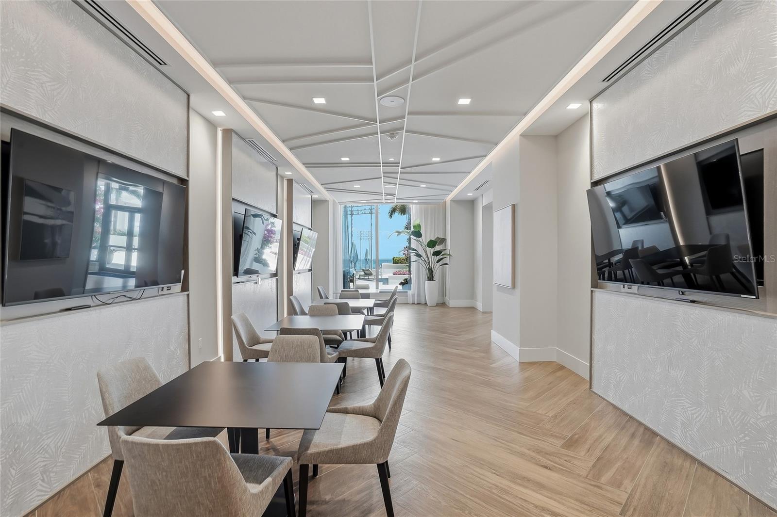 Image 45 of 52 For 301 1st Street 1104