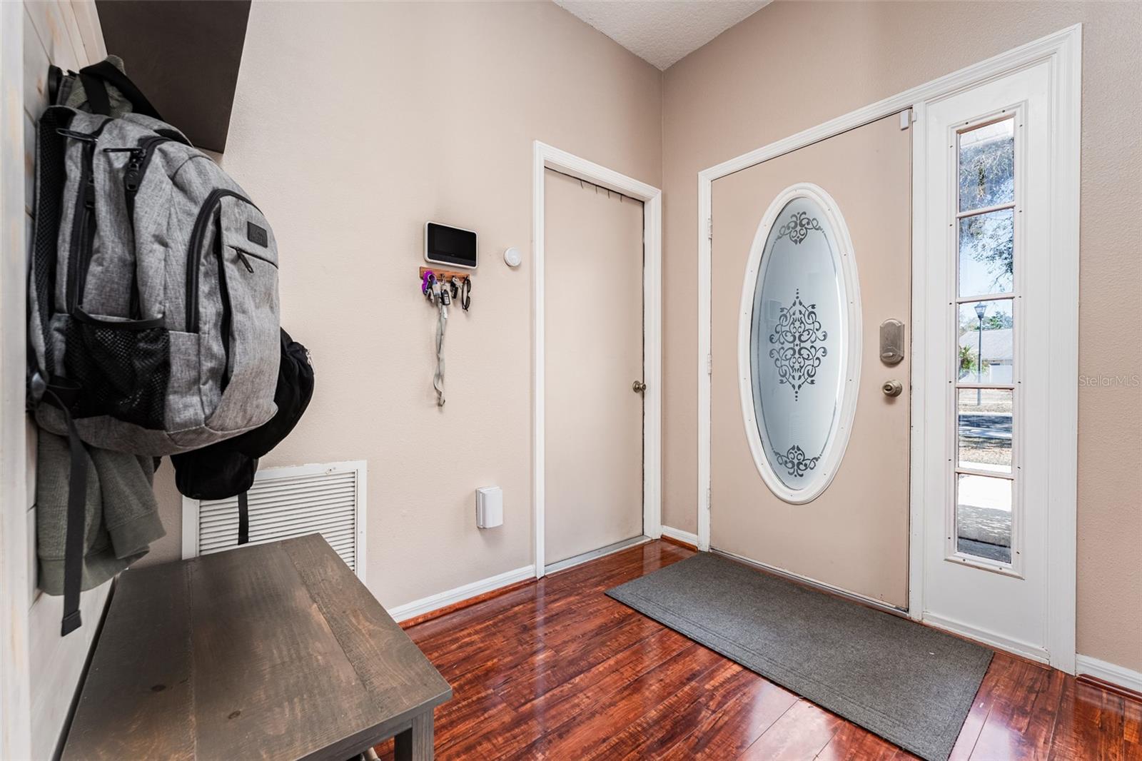 Image 11 of 39 For 6531 Summer Cove Drive