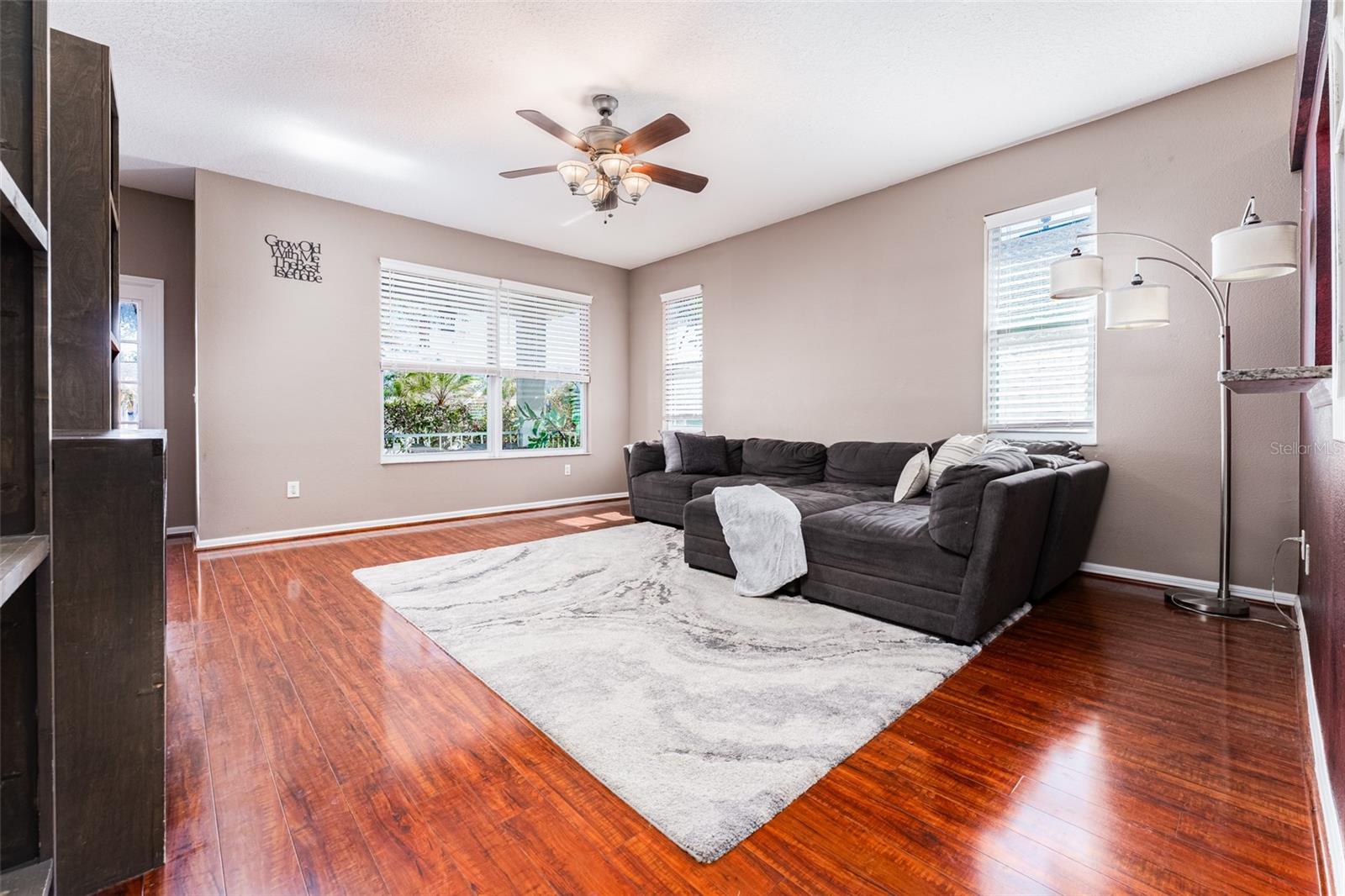 Image 12 of 39 For 6531 Summer Cove Drive