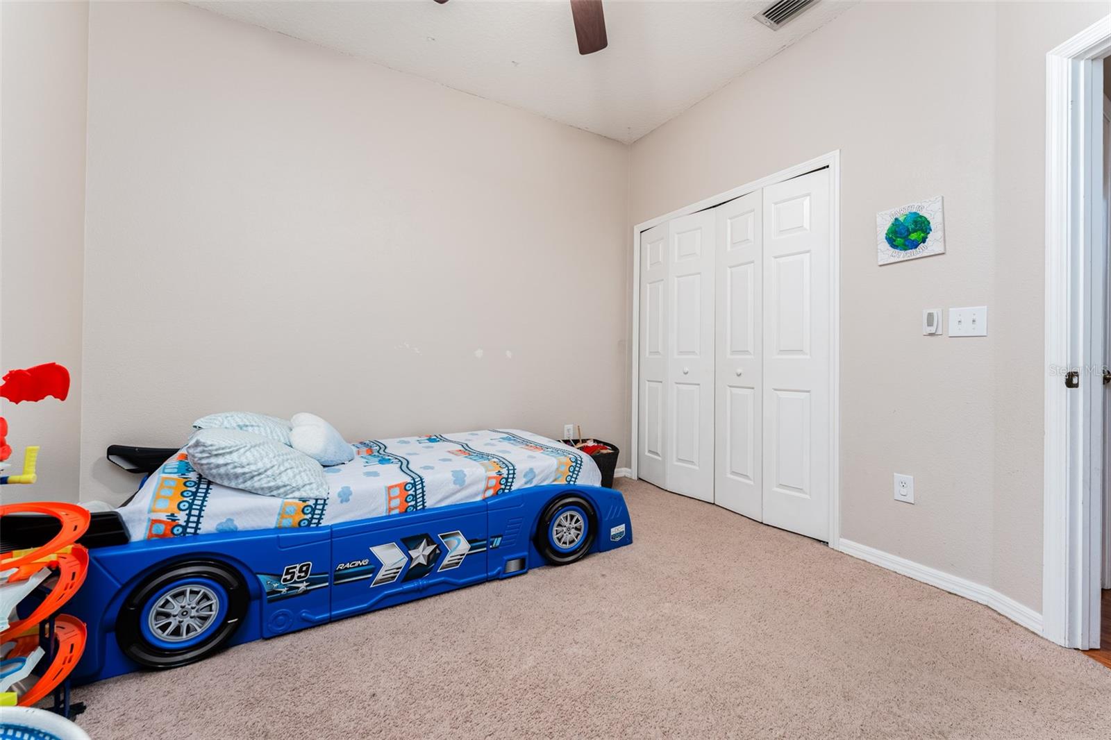 Image 28 of 39 For 6531 Summer Cove Drive