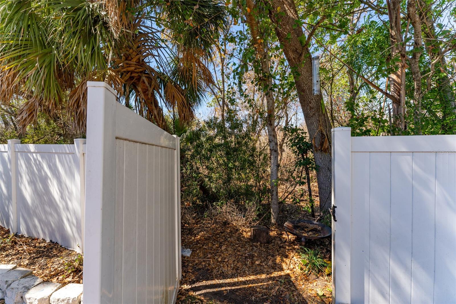 Image 37 of 39 For 6531 Summer Cove Drive