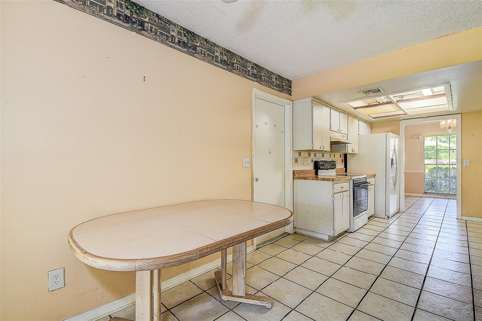 Image 12 of 45 For 3102 Old Spring Place