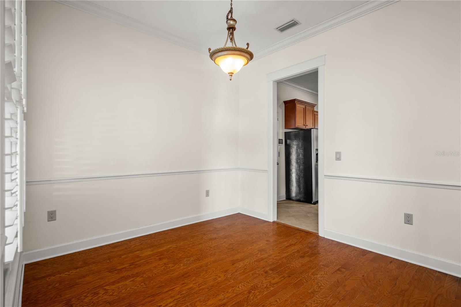 Image 12 of 35 For 7502 West Shore Boulevard