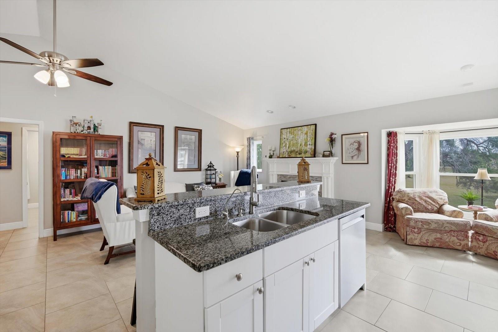 Image 5 of 31 For 846 Birdie Way