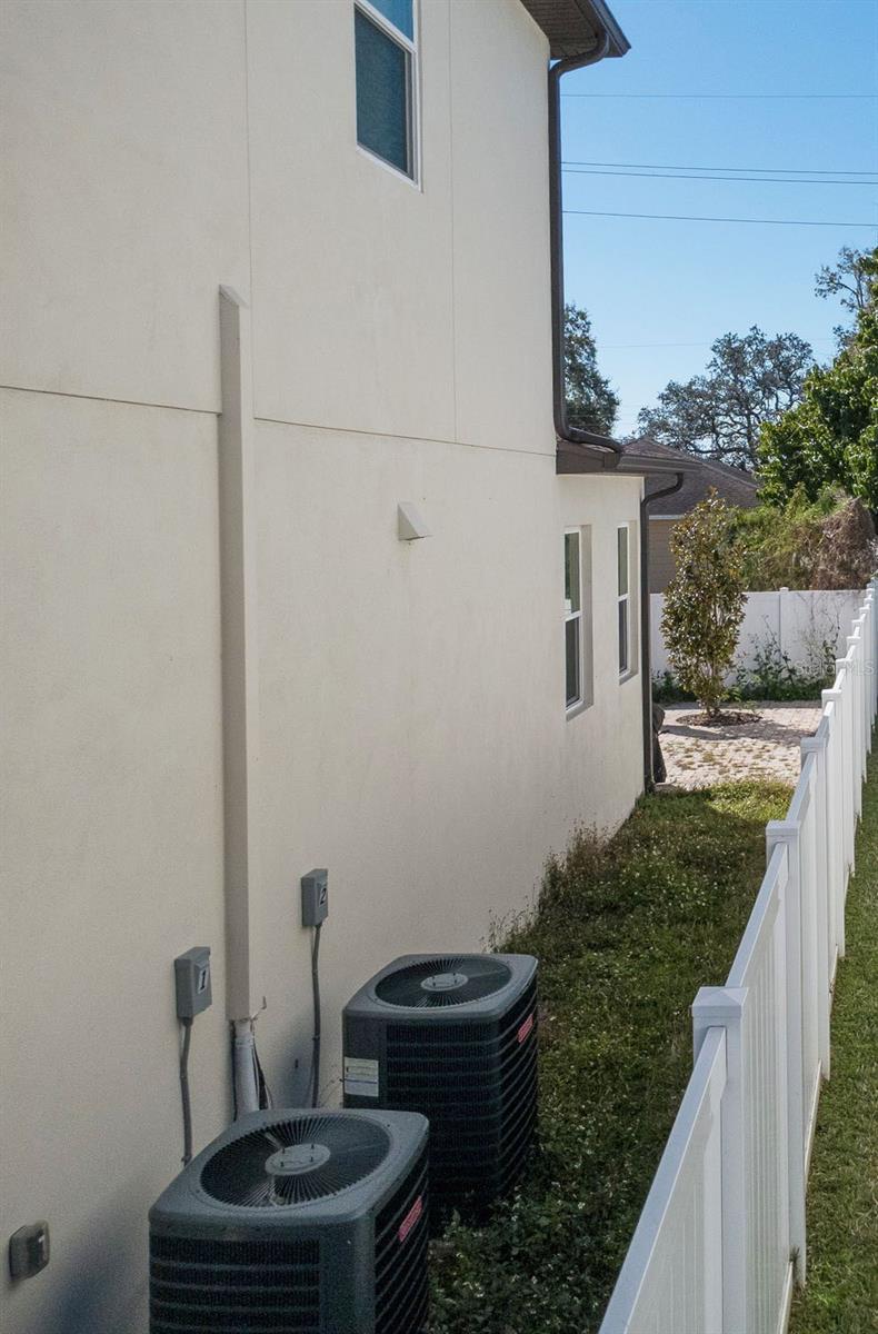 Image 8 of 86 For 4018 Arch Street