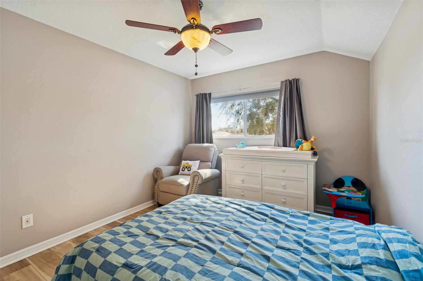 Listing photo id 31 for 2550 Maylin Drive