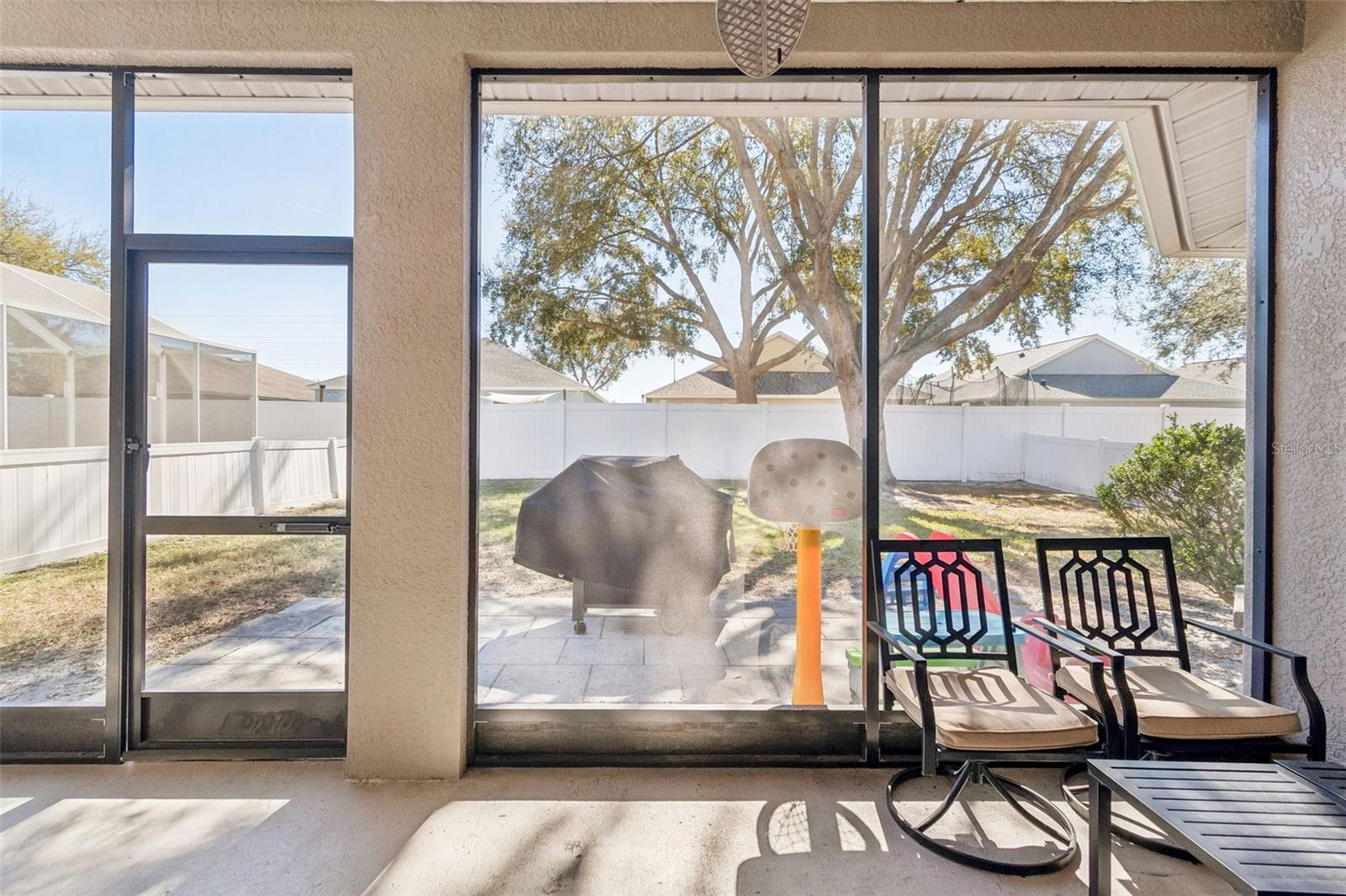 Listing photo id 51 for 2550 Maylin Drive