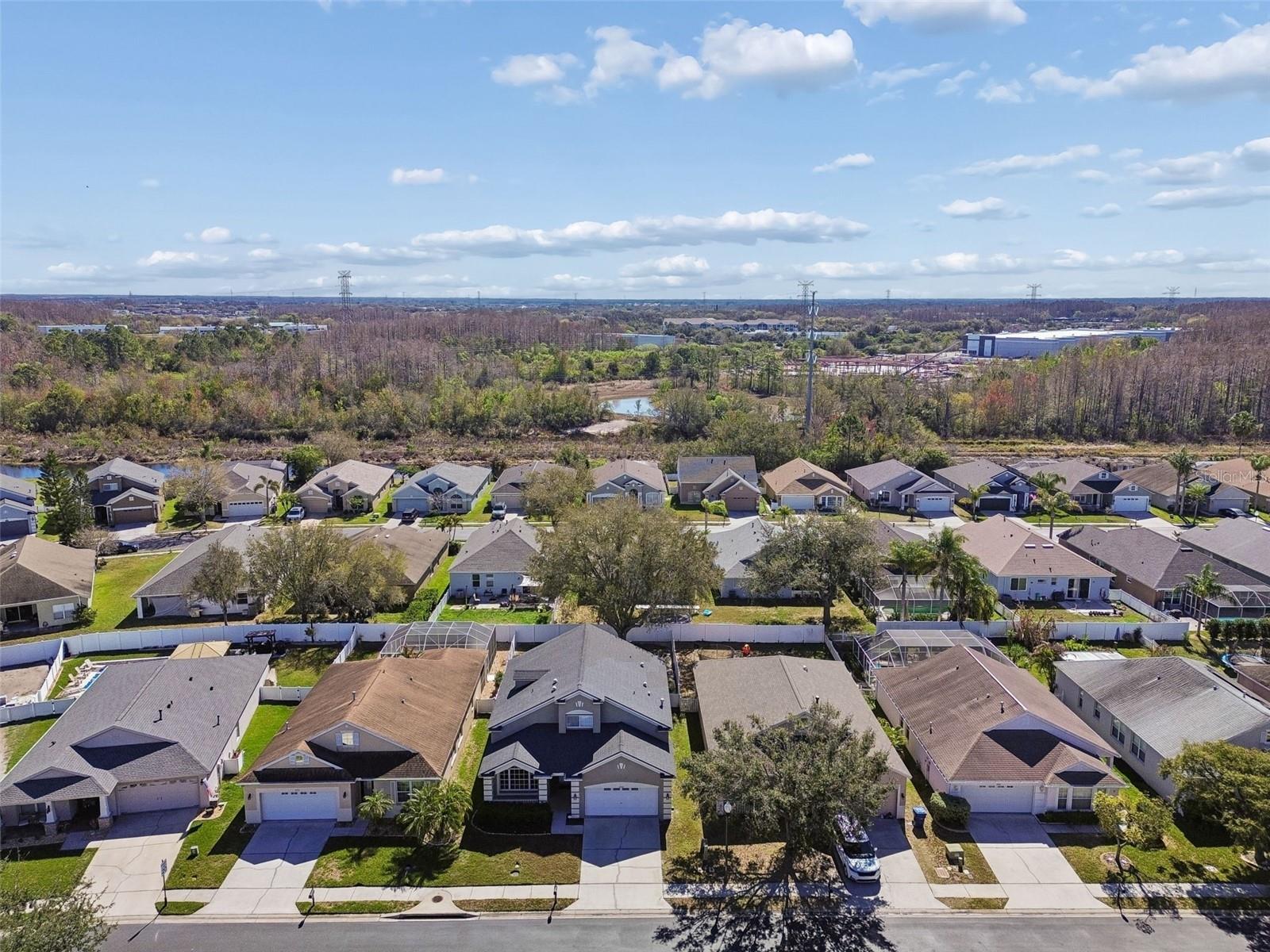 Listing photo id 60 for 2550 Maylin Drive