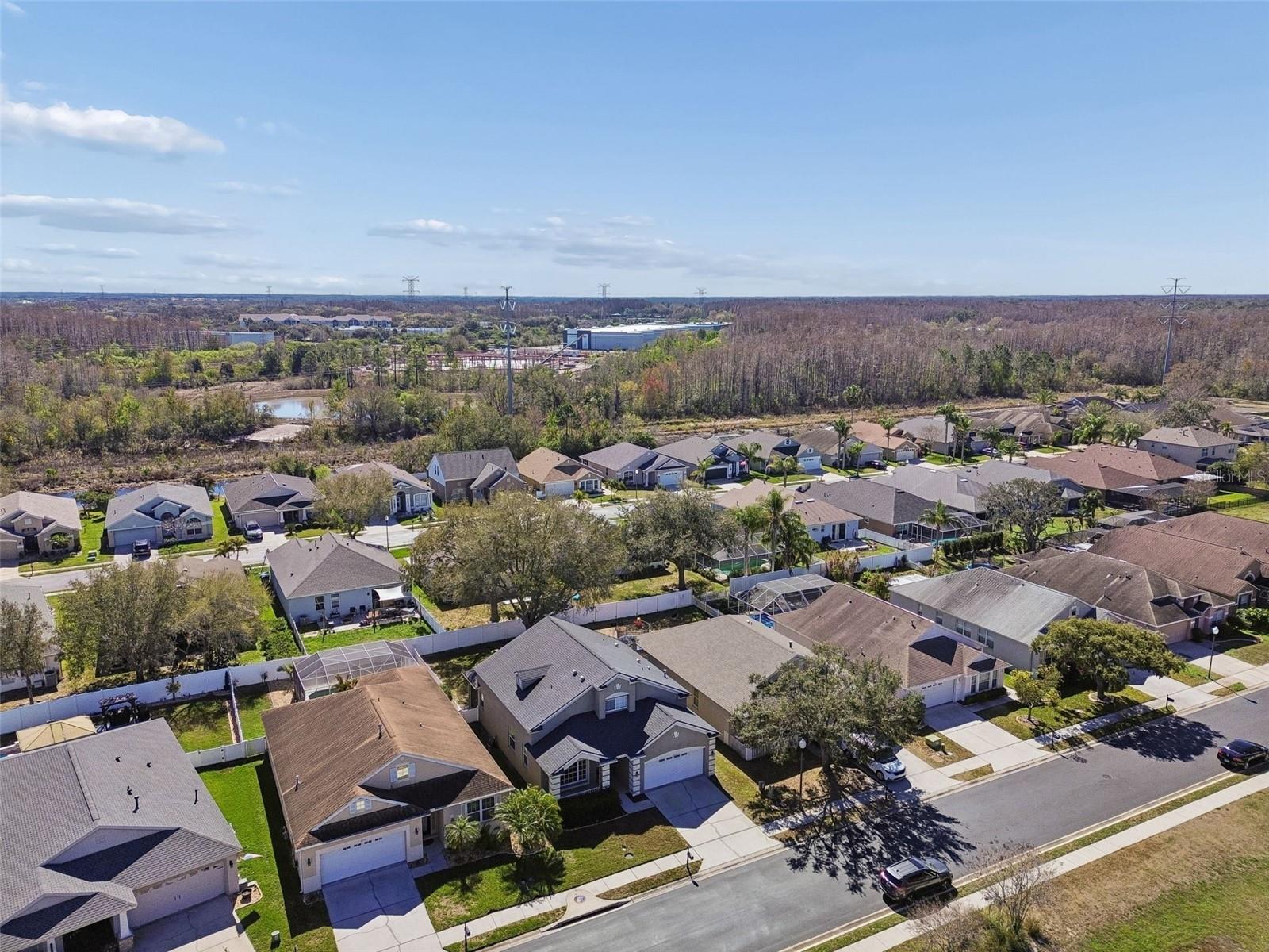 Listing photo id 61 for 2550 Maylin Drive