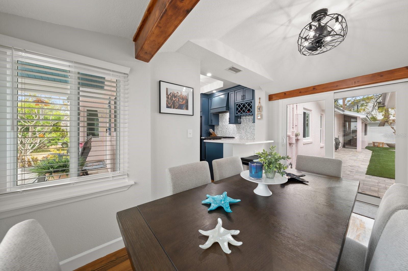 Image 13 of 47 For 216 Grove Circle S