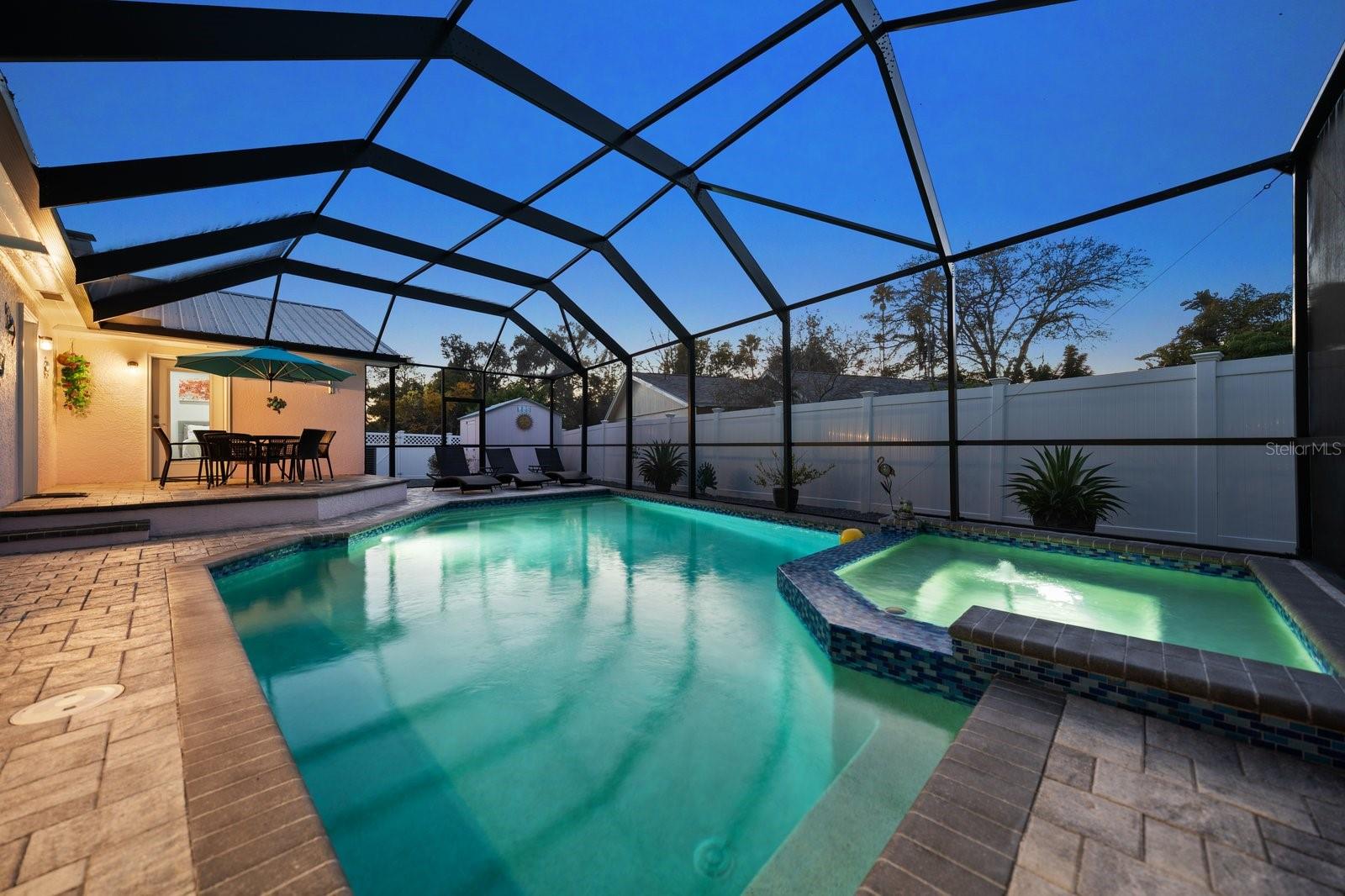 Image 26 of 47 For 216 Grove Circle S