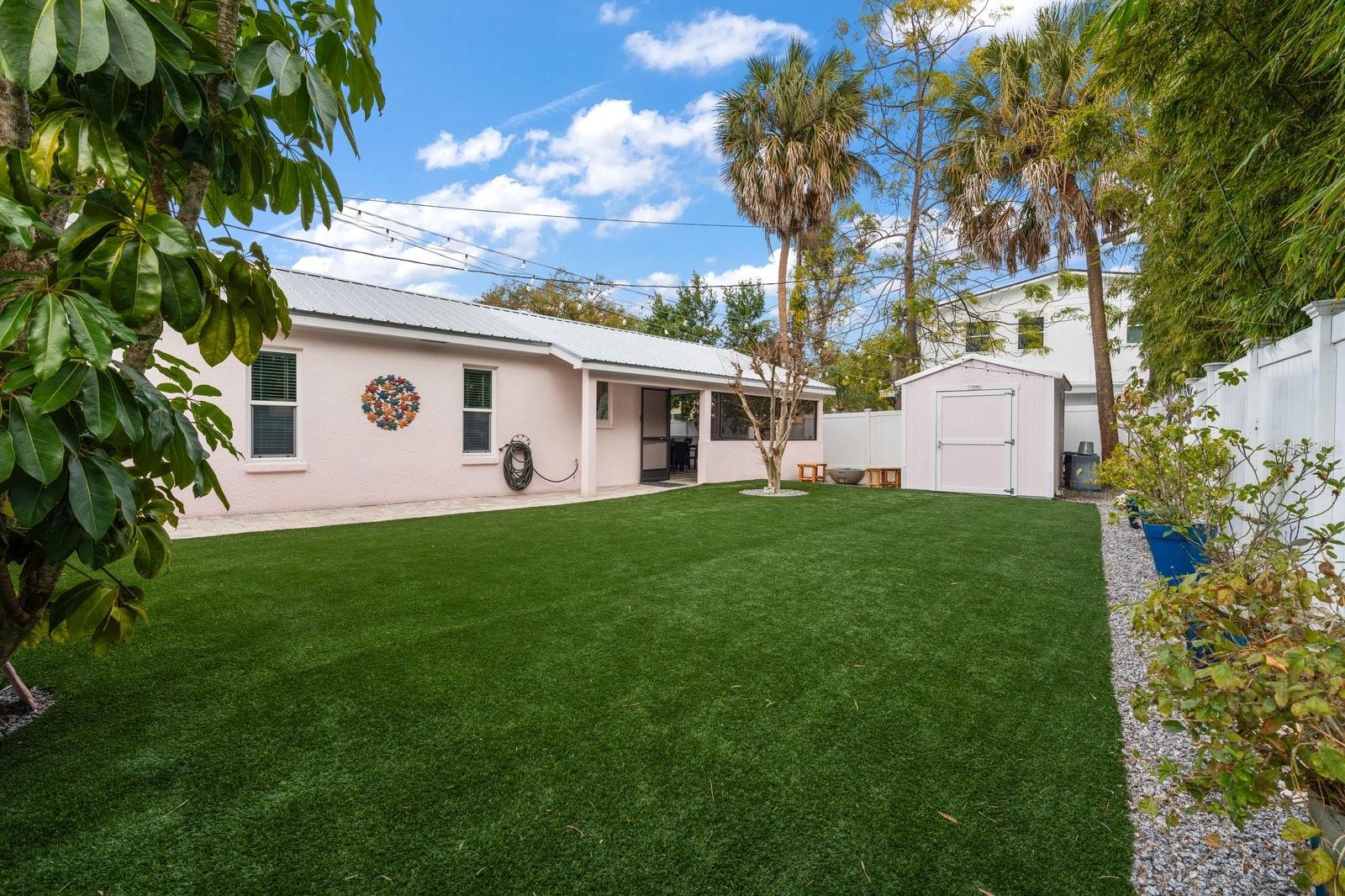 Image 36 of 47 For 216 Grove Circle S