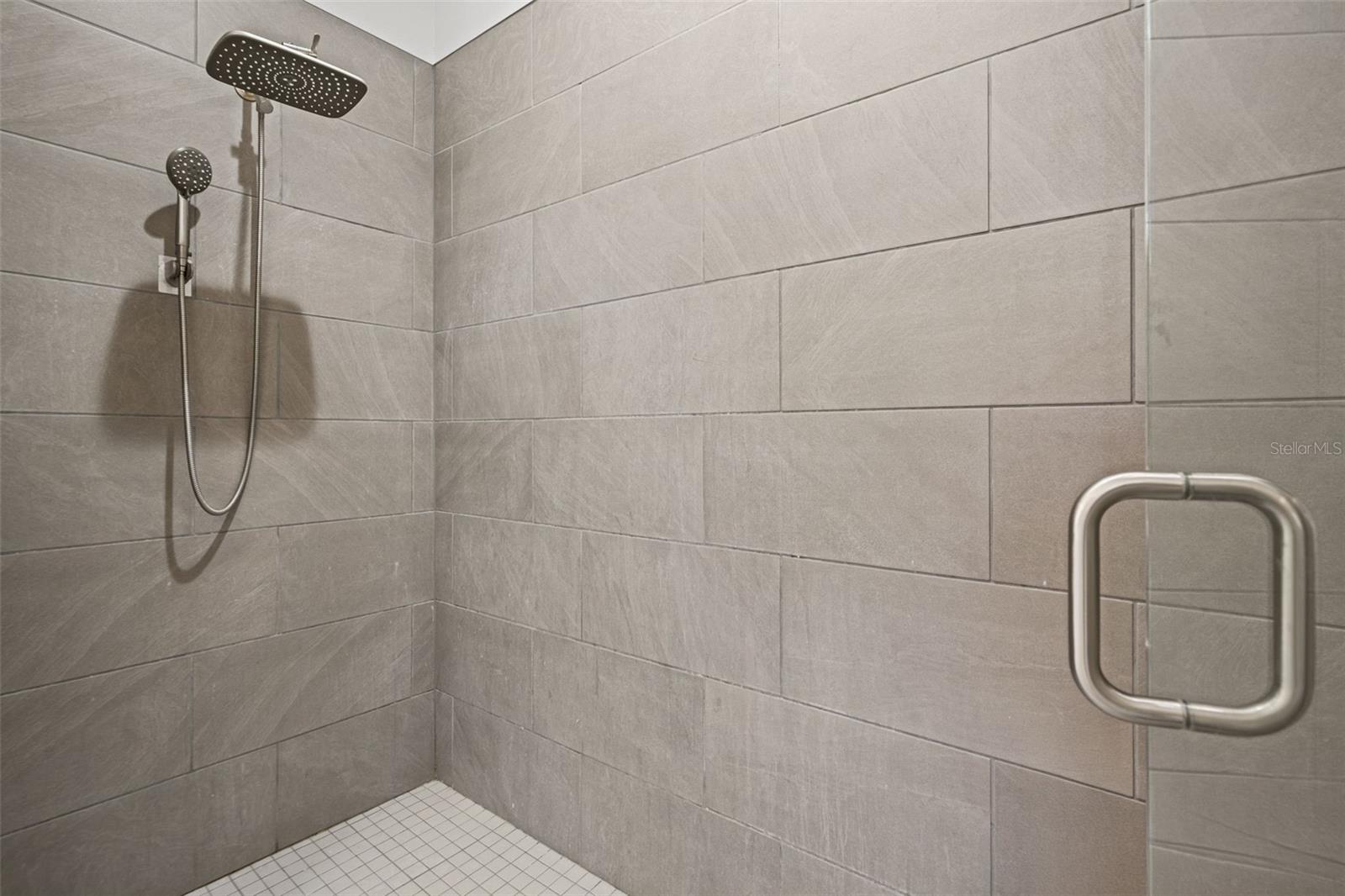 Image 24 of 53 For 4698 Hickory Oak Drive