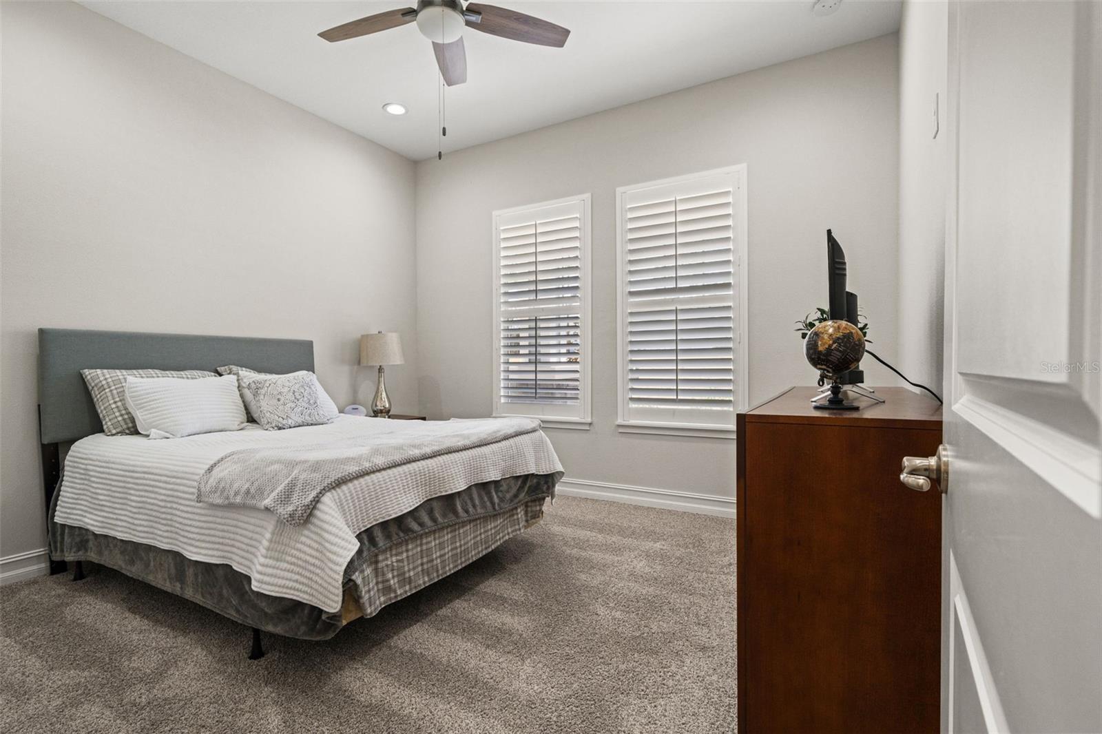 Image 25 of 53 For 4698 Hickory Oak Drive