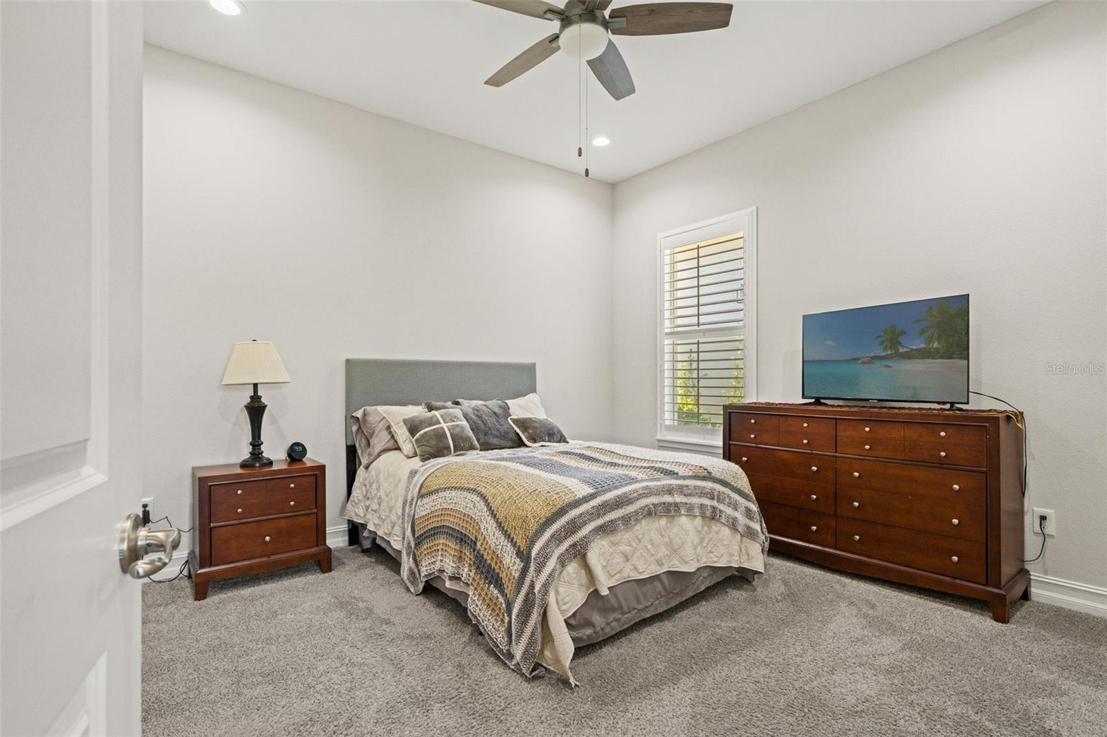 Image 28 of 53 For 4698 Hickory Oak Drive